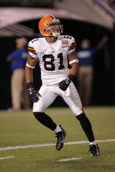 CLEVELAND - AUGUST 31:  Wide receiver Travis Wilson #81 of the Cleveland Browns moves back in position to catch the ball during a pre-season game against the Chicago Bears at Cleveland Browns Stadium on August 31, 2006 in Cleveland, Ohio. (Photo By Gregor