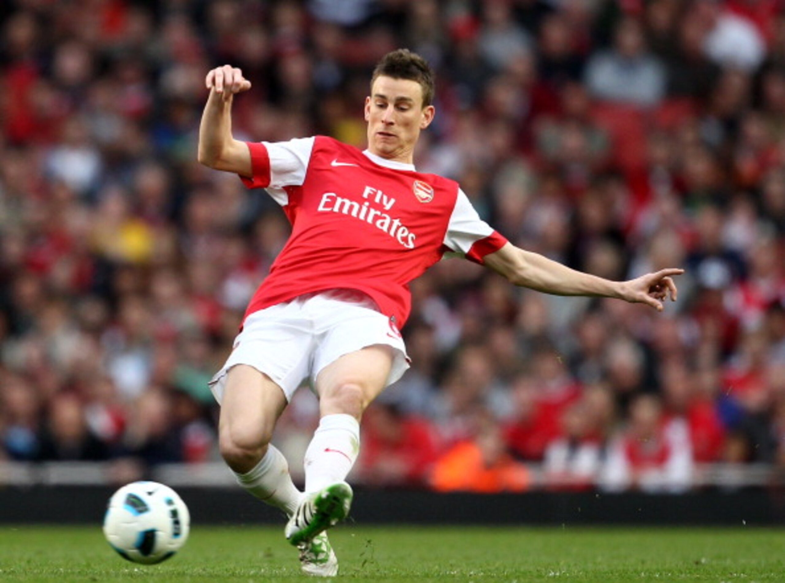 LONDON, ENGLAND - APRIL 02: Laurent Koscielny of Arsenal on the ball during the Barclays Premier League match between Arsenal and Blackburn Rovers at the Emirates Stadium on April 2, 2011 in London, England. (Photo by Julian Finney/Getty Images) LONDON, ENGLAND - APRIL 02: Laurent Koscielny of Arsenal on the ball during the Barclays Premier League match between Arsenal and Blackburn Rovers at the Emirates Stadium on April 2, 2011 in London, England. (Photo by Julian Finney/Getty Images)