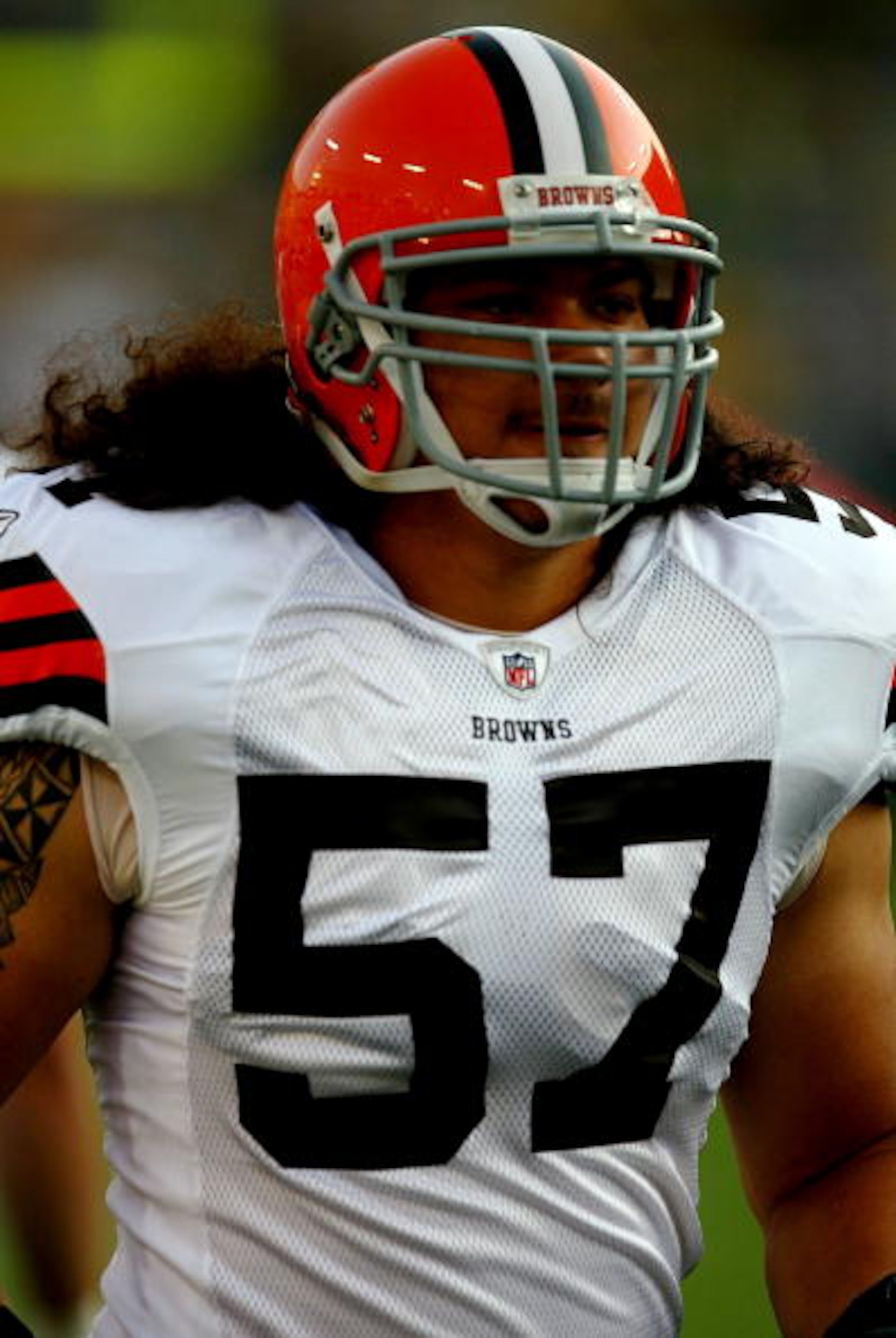 GREEN BAY, WI - AUGUST 15:  David Veikune #57 of the Cleveland Browns looks looks onl against the Green Bay Packers during the preseason game at Lambeau Field on August 15, 2009 in Green Bay, Wisconsin.  (Photo by Jonathan Daniel/Getty Images)