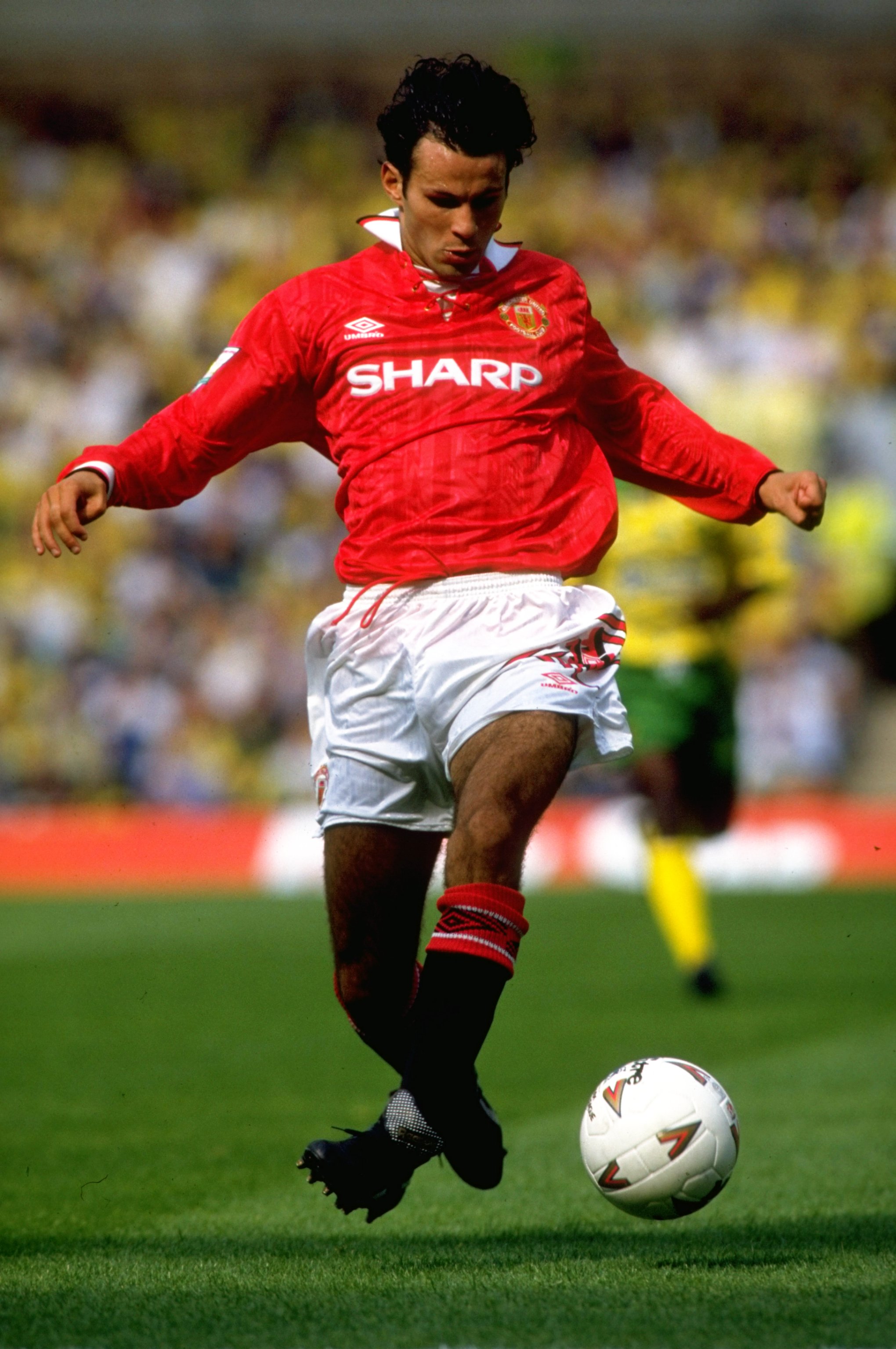 15 Aug 1993:  Ryan Giggs of Manchester United in action during an FA Carling Premier League match against Norwich City at Carrow Road in Norwich, England. Manchester United won the match 2-0. \ Mandatory Credit: Shaun  Botterill/Allsport