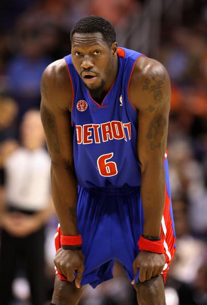 PHOENIX - NOVEMBER 22:  Ben Wallace #6 of the Detroit Pistons awaits a free throw shot during the NBA game against the Phoenix Suns at US Airways Center on November 22, 2009 in Phoenix, Arizona. The Suns defeated the Pistons 117-91.  NOTE TO USER: User ex