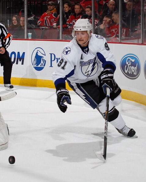NEWARK, NJ - MARCH 02:  Steven Stamkos #91 of the Tampa Bay Lightning skates during an NHL hockey game against the New Jersey Devils at the Prudential Center on March 2, 2011 in Newark, New Jersey.  (Photo by Paul Bereswill/Getty Images)
