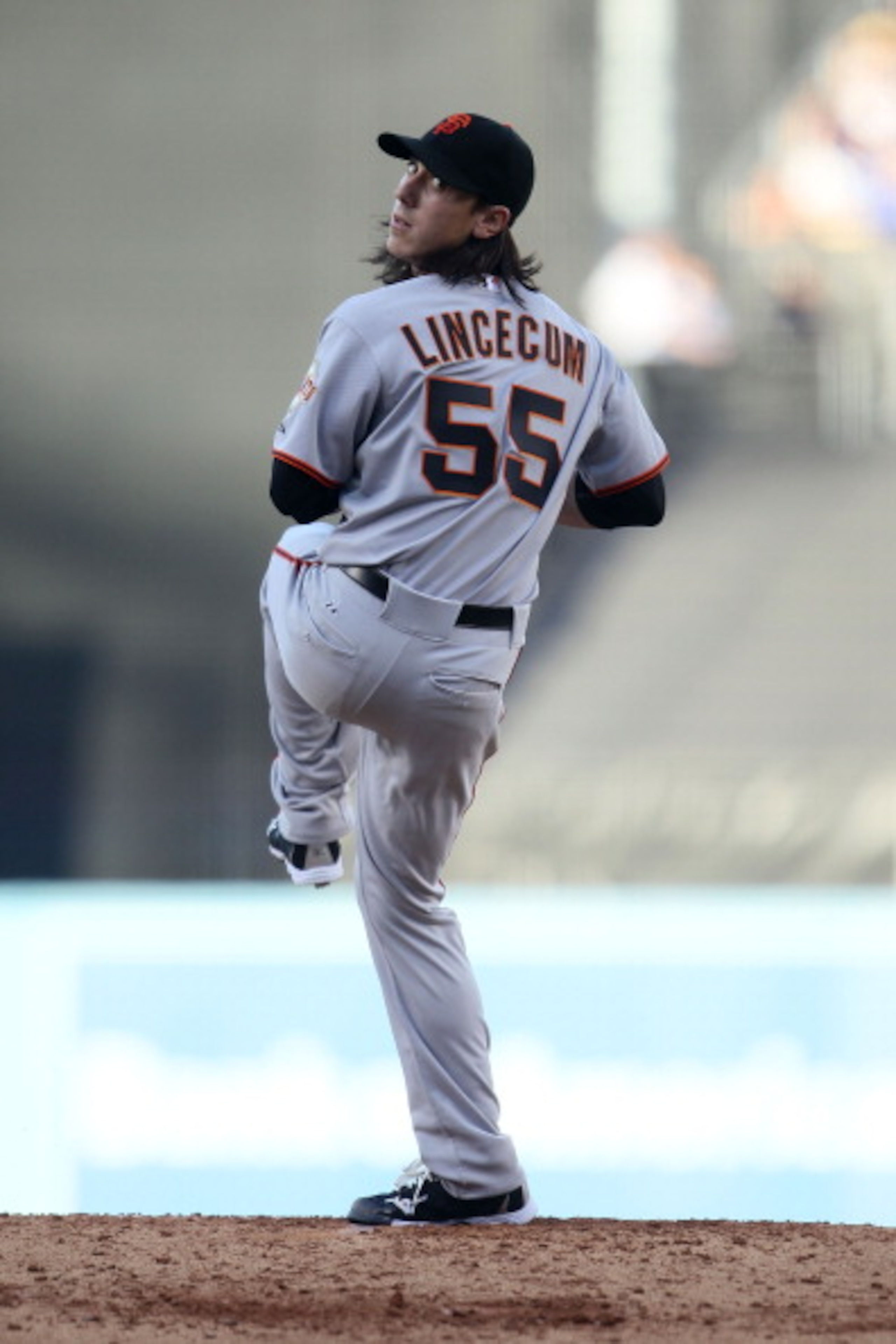 LOS ANGELES, CA - MARCH 31: Tim Lincecum #55 of the San Francisco Giants throws a pitch against the Los Angeles Dodgers on Opening Day at Dodger Stadium on March 31, 2011 in Los Angeles, California. (Photo by Jeff Gross/Getty Images) LOS ANGELES, CA - MARCH 31: Tim Lincecum #55 of the San Francisco Giants throws a pitch against the Los Angeles Dodgers on Opening Day at Dodger Stadium on March 31, 2011 in Los Angeles, California. (Photo by Jeff Gross/Getty Images)