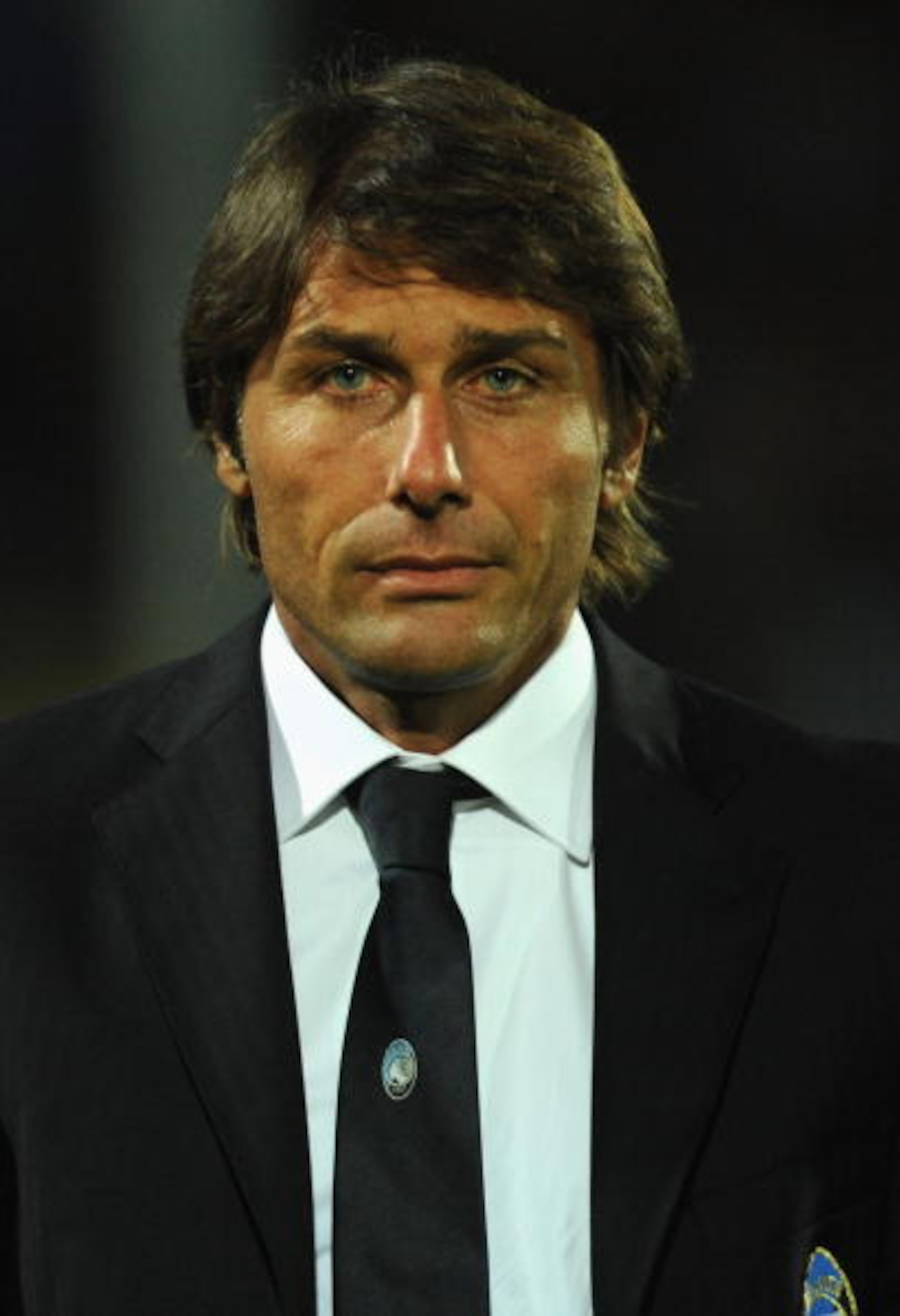 BERGAMO, ITALY - SEPTEMBER 23:  Atalanta BC Antonio Conte's new manager after the change with Angelo Gregucci looks during the Serie A match between Atalanta BC and Catania Calcio at Stadio Atleti Azzurri d'Italia on September 23, 2009 in Bergamo, Italy.