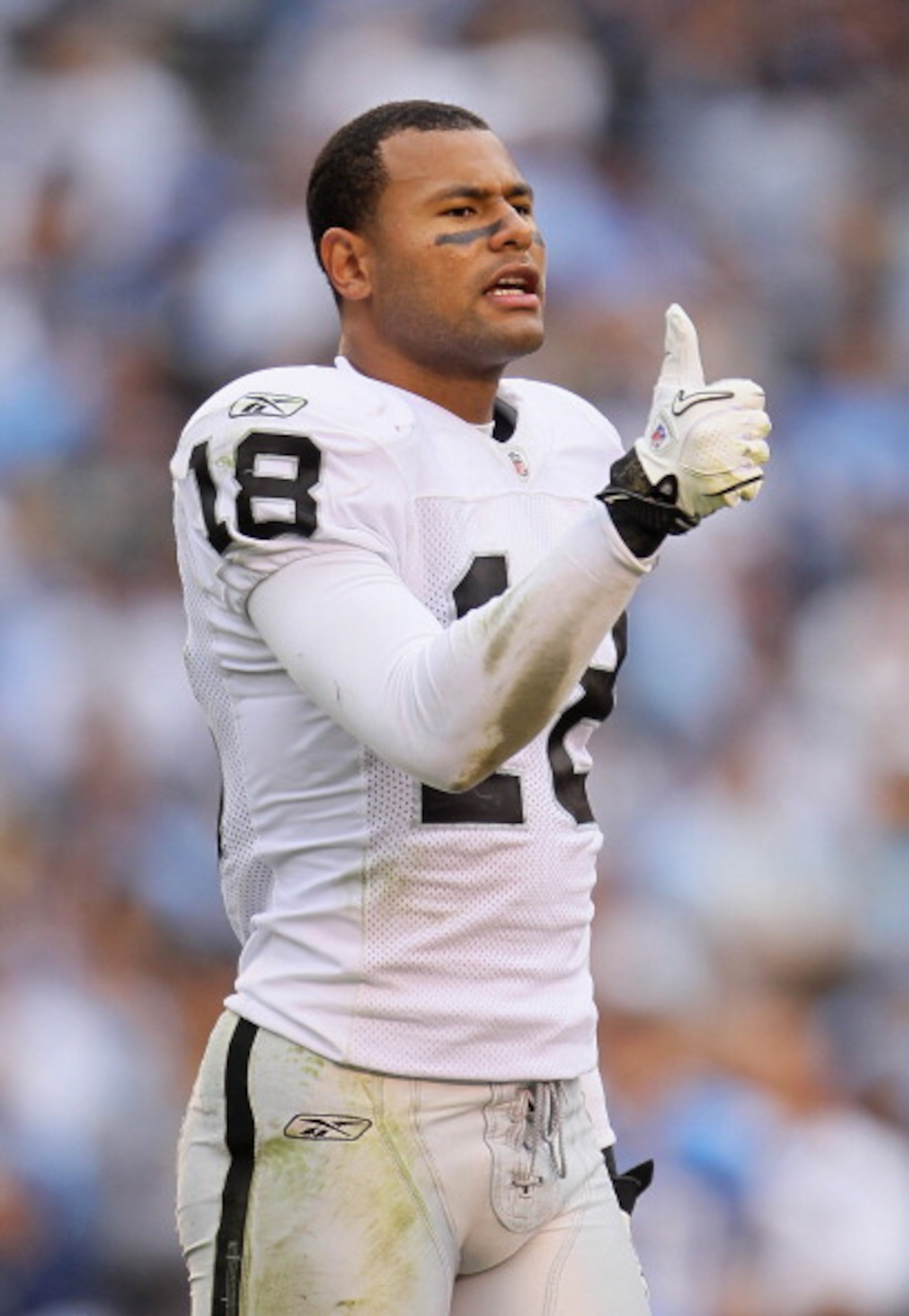 SAN DIEGO - DECEMBER 05: Louis Murphy #18 the Oakland Raiders gestures against the San Diego Chargers at Qualcomm Stadium on December 5, 2010 in San Diego, California. The Raiders defeated the Chargers 28-13. (Photo by Jeff Gross/Getty Images) SAN DIEGO - DECEMBER 05: Louis Murphy #18 the Oakland Raiders gestures against the San Diego Chargers at Qualcomm Stadium on December 5, 2010 in San Diego, California. The Raiders defeated the Chargers 28-13. (Photo by Jeff Gross/Getty Images)