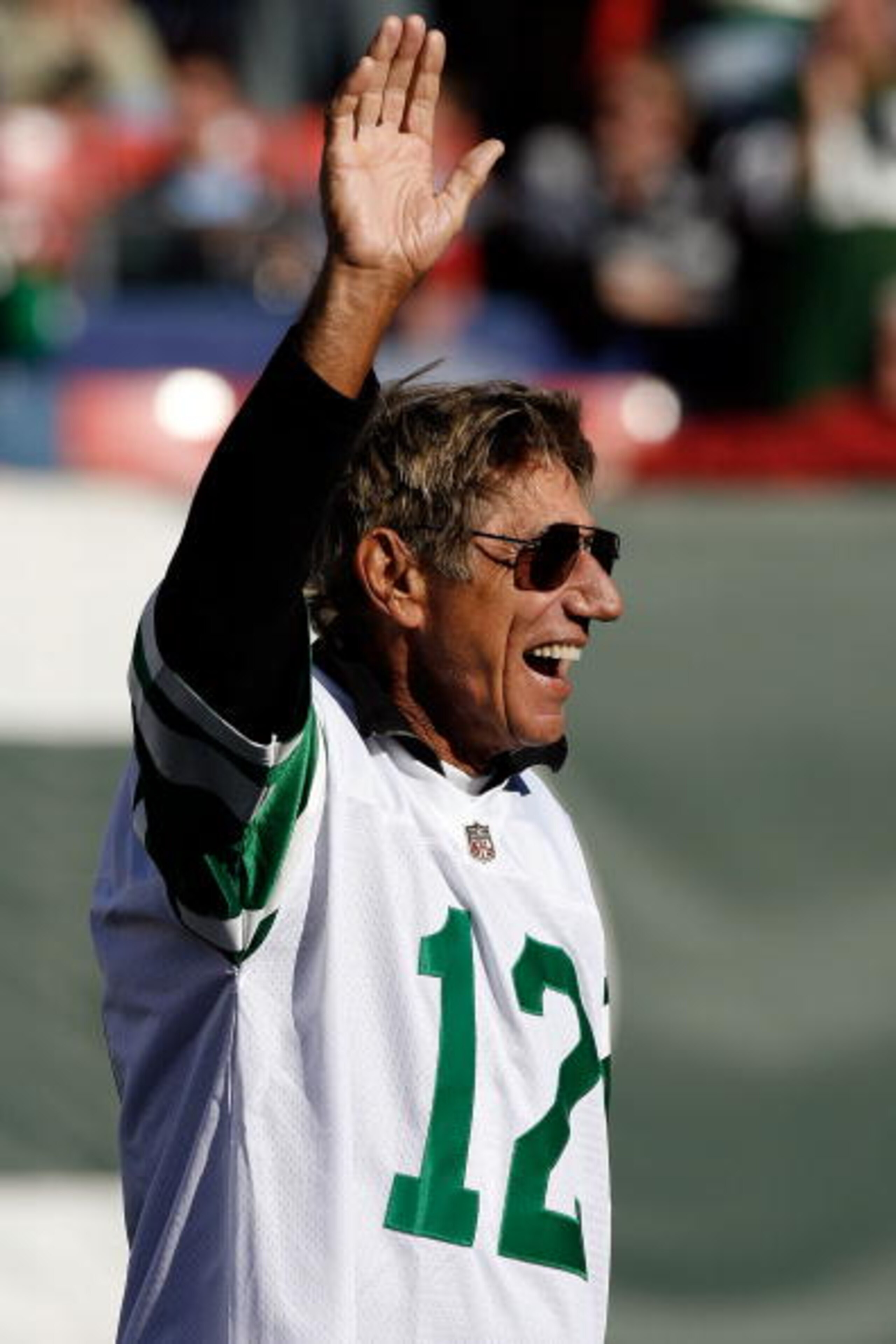 EAST RUTHERFORD, NJ - OCTOBER 26: Former Jets quarterback is introduced during halftime festivities celebrating the 40th anniversary of the Jets' win over the Colts in Super Bowl III during the game between the Kansas City Chiefs and the New York Jets on EAST RUTHERFORD, NJ - OCTOBER 26: Former Jets quarterback is introduced during halftime festivities celebrating the 40th anniversary of the Jets' win over the Colts in Super Bowl III during the game between the Kansas City Chiefs and the New York Jets on