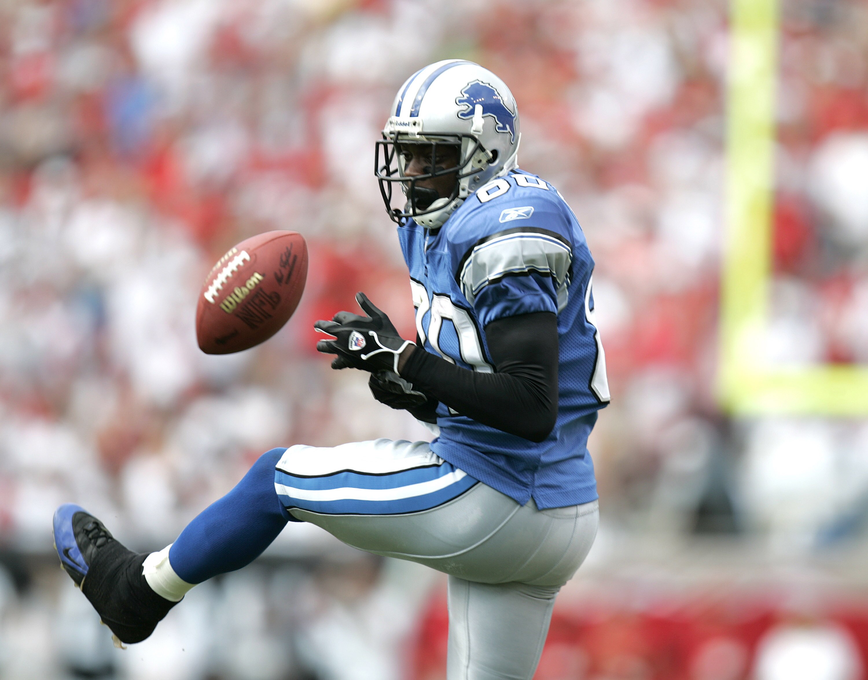 Detroit Lions wide receiver Charles Rogers (80) drops a pass during the fourth quarter against Tampa Bay at Raymond James Stadium in Tampa, Florida on October 2, 2005. Tampa Bay defeated Detroit 17-13. (Photo by Allen Kee/Getty Images) Detroit Lions wide receiver Charles Rogers (80) drops a pass during the fourth quarter against Tampa Bay at Raymond James Stadium in Tampa, Florida on October 2, 2005. Tampa Bay defeated Detroit 17-13. (Photo by Allen Kee/Getty Images)