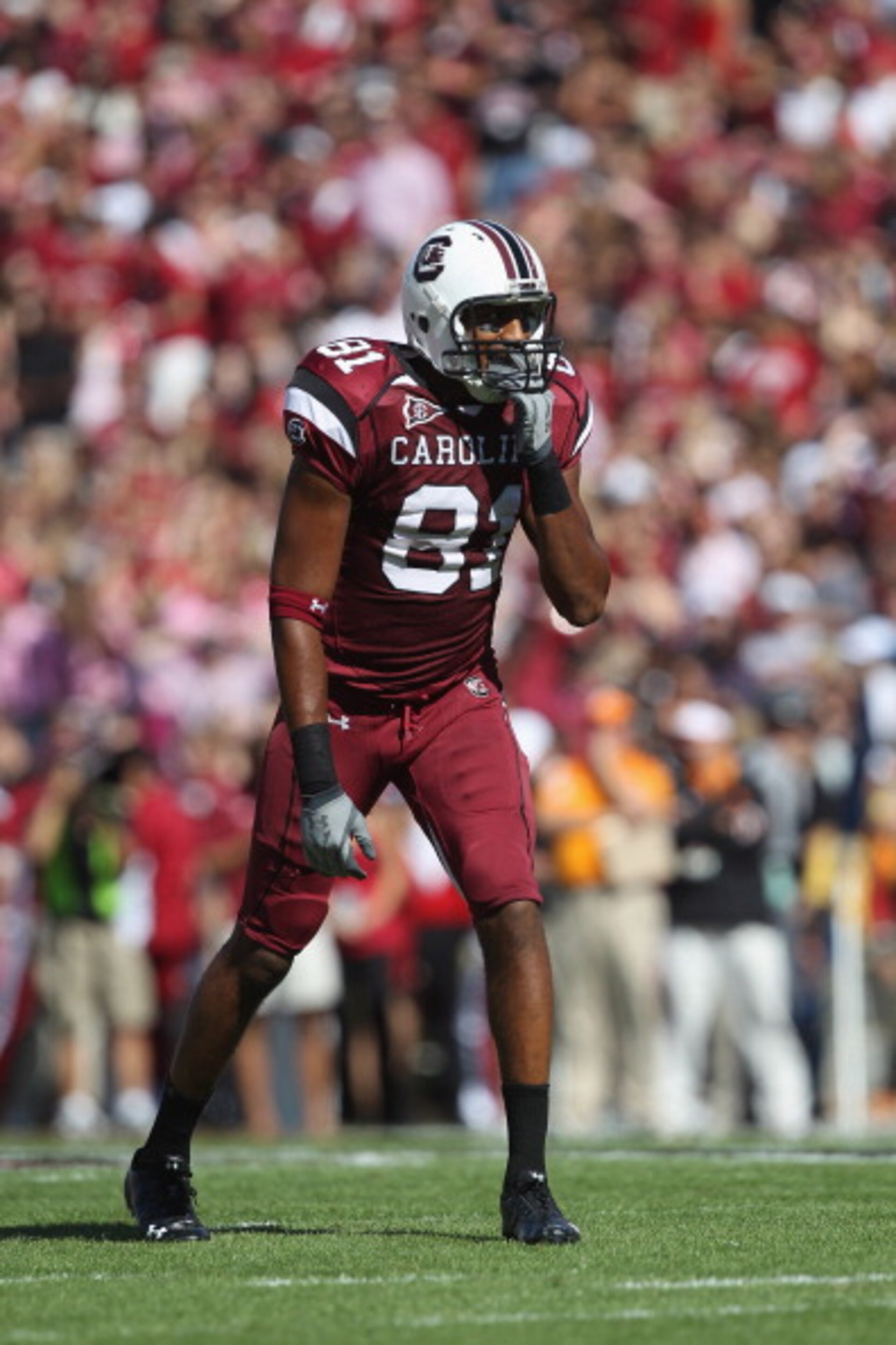 COLUMBIA, SC - OCTOBER 30:  Tori Gurley #81 of the South Carolina Gamecocks against the Tennessee Volunteers during their game at Williams-Brice Stadium on October 30, 2010 in Columbia, South Carolina.  (Photo by Streeter Lecka/Getty Images)