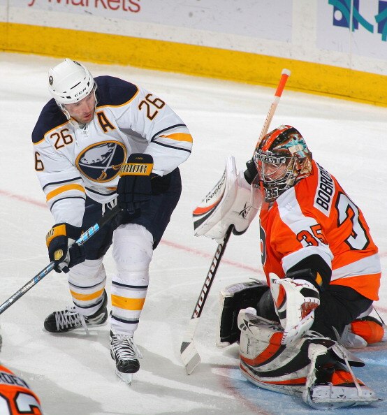 BUFFALO, NY - APRIL 08: Sergei Bobrovsky #35 of the Philadelphia Flyers defends against Thomas Vanek #26 of the Buffalo Sabres  at HSBC Arena on April 8, 2011 in Buffalo, New York.  (Photo by Rick Stewart/Getty Images)