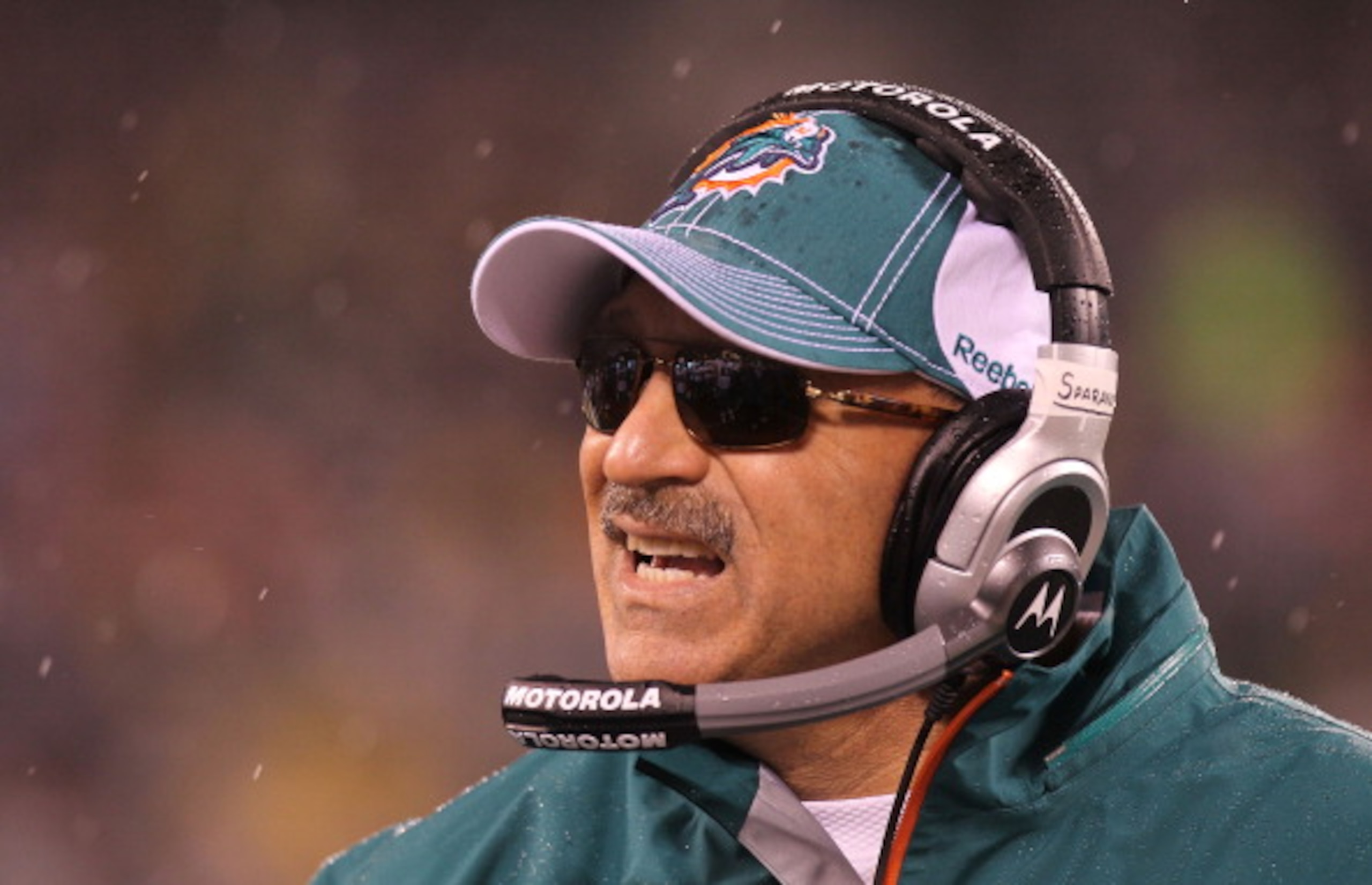 EAST RUTHERFORD, NJ - DECEMBER 12:  Head coach of the Miami Dolphins, Tony Sparano on the sideline against the New York Jets at New Meadowlands Stadium on December 12, 2010 in East Rutherford, New Jersey.  (Photo by Nick Laham/Getty Images)