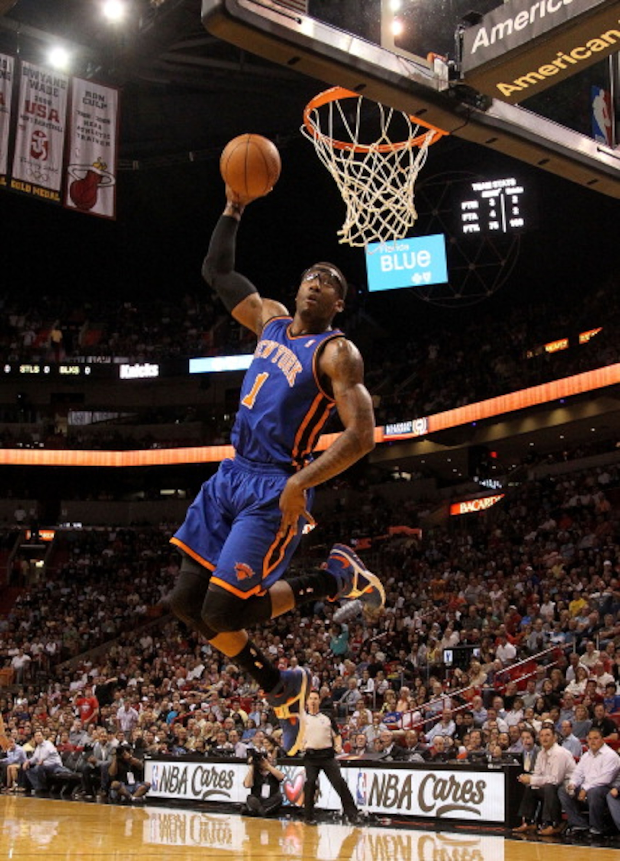 MIAMI, FL - FEBRUARY 27:  Amar'e Stoudemire #1 of the New York Knicks dunks during a game against the the Miami Heat at American Airlines Arena on February 27, 2011 in Miami, Florida. NOTE TO USER: User expressly acknowledges and agrees that, by downloadi