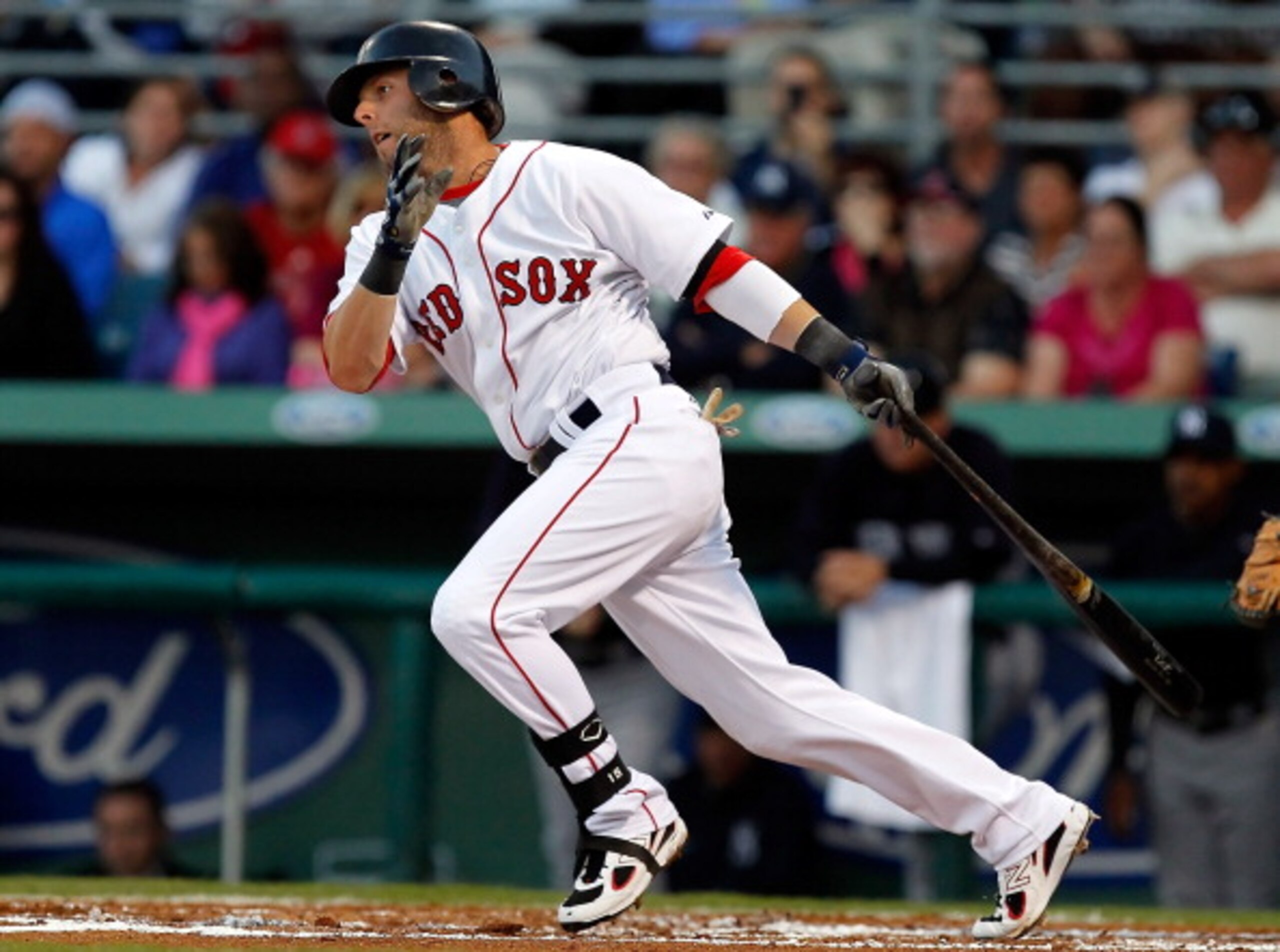FORT MYERS, FL - MARCH 14: Infielder Dustin Pedroia #15 of the Boston Red Sox bats against the New York Yankees during a Grapefruit League Spring Training Game at City of Palms Park on March 14, 2011 in Fort Myers, Florida. (Photo by J. Meric/Getty Imag FORT MYERS, FL - MARCH 14: Infielder Dustin Pedroia #15 of the Boston Red Sox bats against the New York Yankees during a Grapefruit League Spring Training Game at City of Palms Park on March 14, 2011 in Fort Myers, Florida. (Photo by J. Meric/Getty Imag