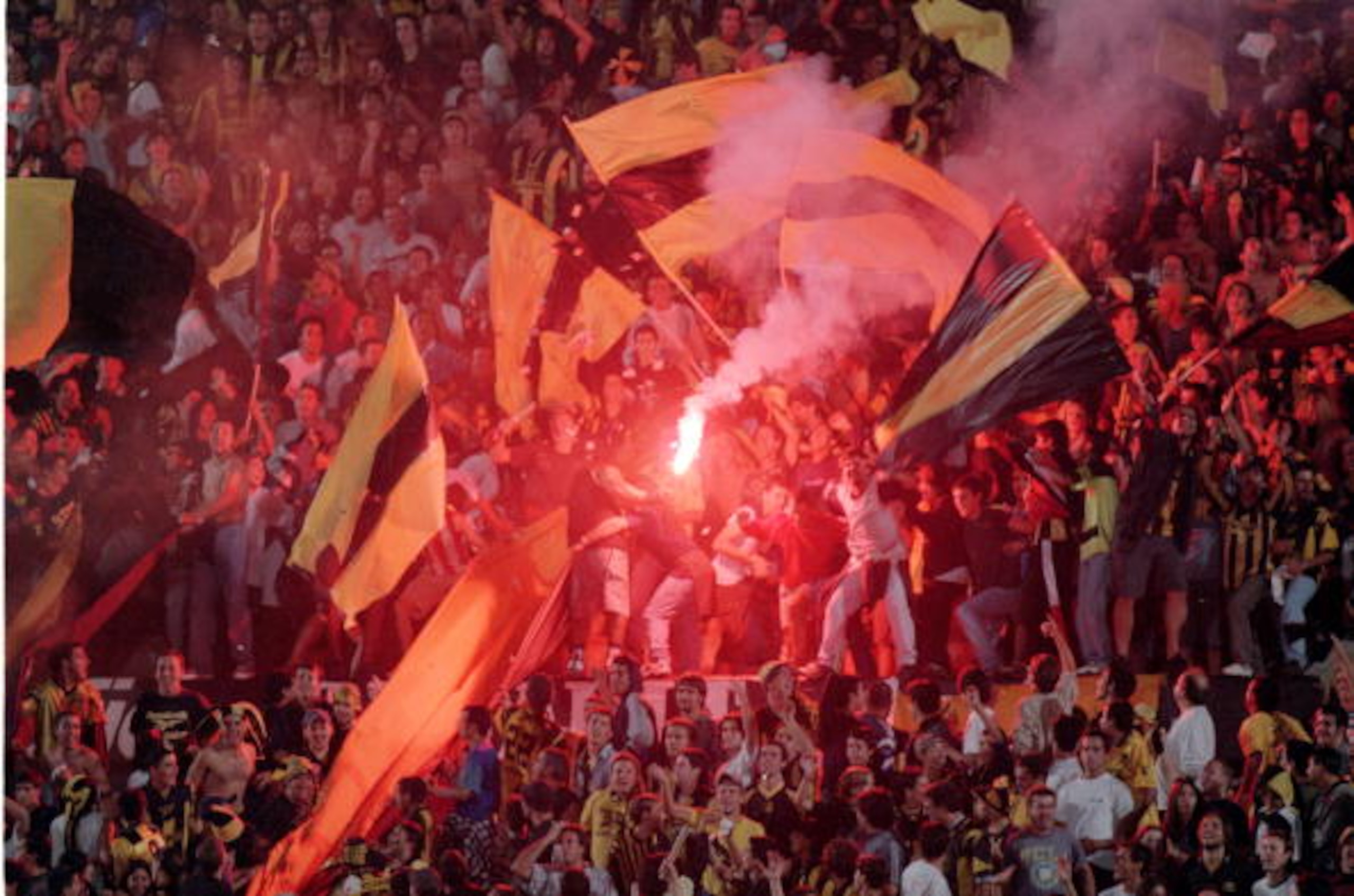 16 Mar 2000:  Penarol fans during the Copa Libertadores group 2 match against Boca Juniors in Montevideo, Uruguay.  \ Mandatory Credit: Allsport UK /Allsport