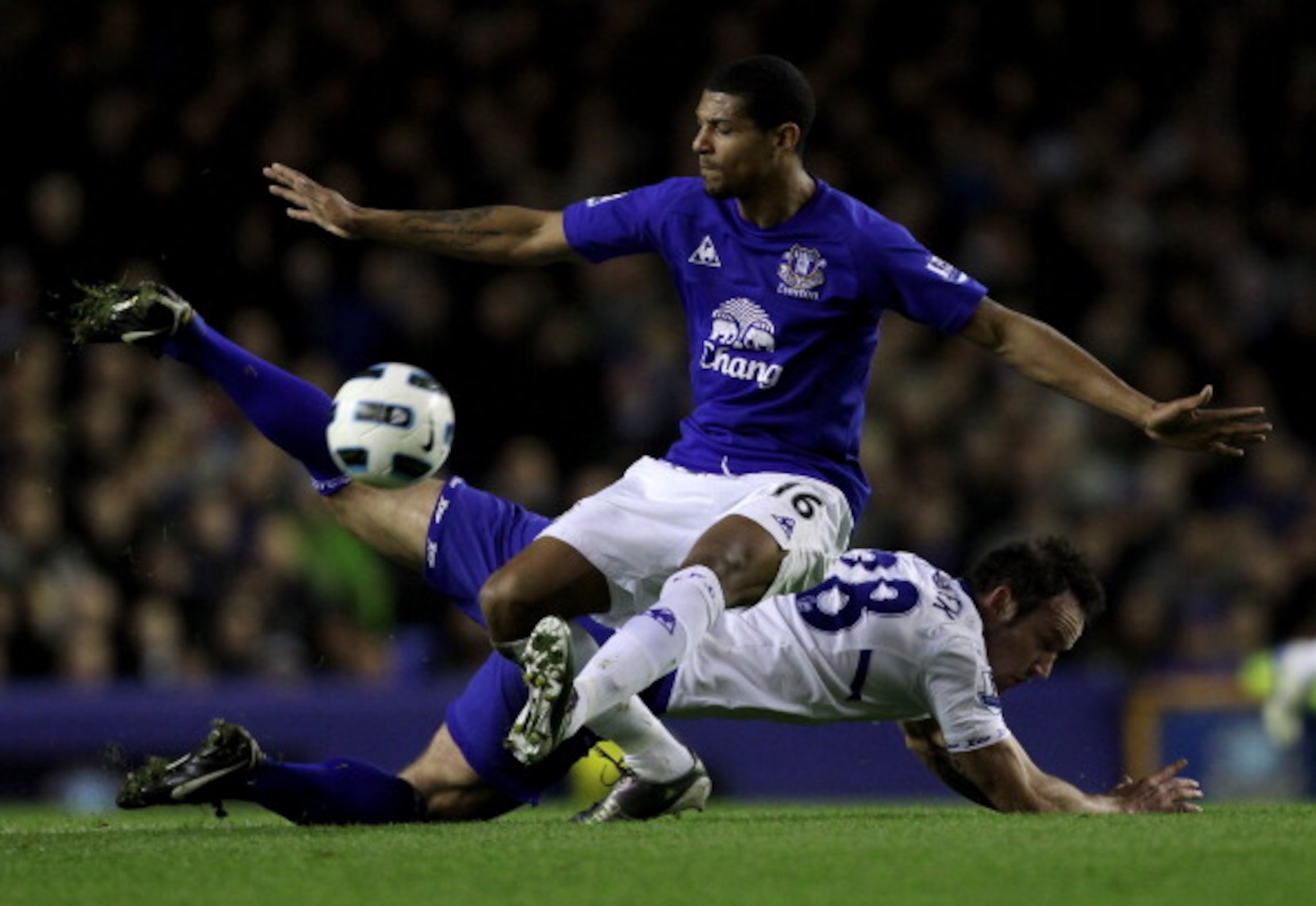 LIVERPOOL, ENGLAND - MARCH 09: Jermaine Beckford of Everton competes with Martin Jiranek of Birmingham City during the Barclays Premier League match between Everton and Birmingham City at Goodison Park on March 9, 2011 in Liverpool, England. (Photo by A LIVERPOOL, ENGLAND - MARCH 09: Jermaine Beckford of Everton competes with Martin Jiranek of Birmingham City during the Barclays Premier League match between Everton and Birmingham City at Goodison Park on March 9, 2011 in Liverpool, England. (Photo by A
