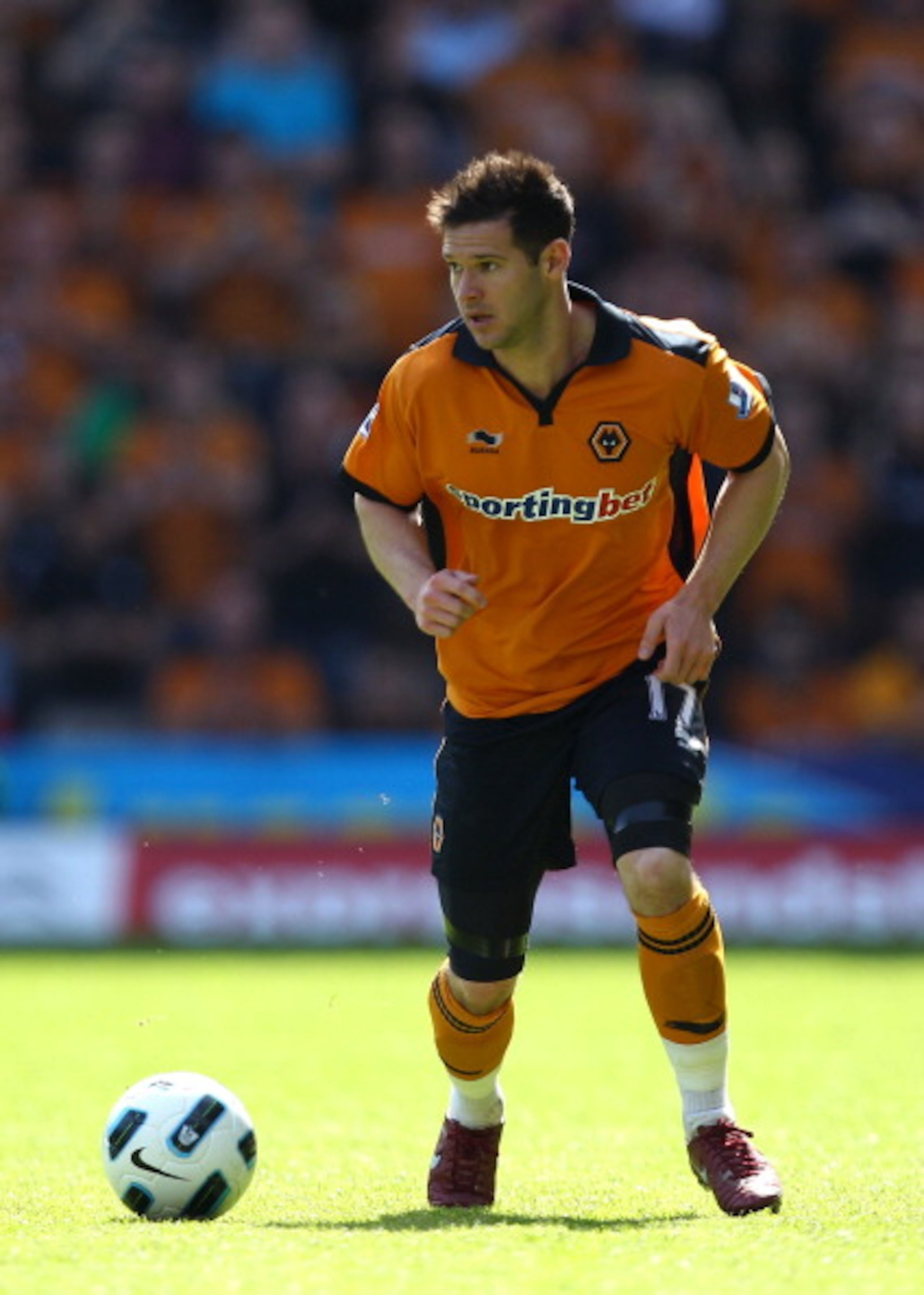 WOLVERHAMPTON, ENGLAND - APRIL 09: Matt Jarvis of Wolves in action during the Barclays Premier League match between Wolverhampton Wanderers and Everton at Molineux on April 9, 2011 in Wolverhampton, England. (Photo by Richard Heathcote/Getty Images) WOLVERHAMPTON, ENGLAND - APRIL 09: Matt Jarvis of Wolves in action during the Barclays Premier League match between Wolverhampton Wanderers and Everton at Molineux on April 9, 2011 in Wolverhampton, England. (Photo by Richard Heathcote/Getty Images)