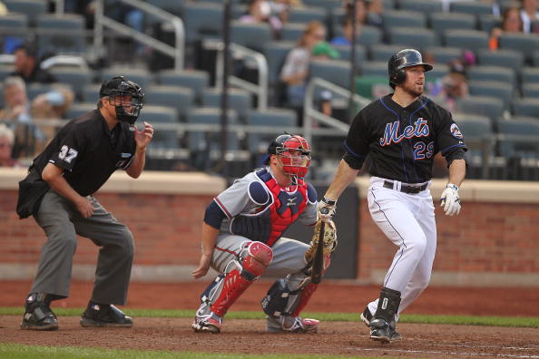 NEW YORK - SEPTEMBER 18:  Ike Davis #29 of the New York Mets in action against the Atlanta Braves during their game on September 18, 2010 at Citi Field in the Flushing neighborhood of the Queens borough of New York City.  (Photo by Al Bello/Getty Images)