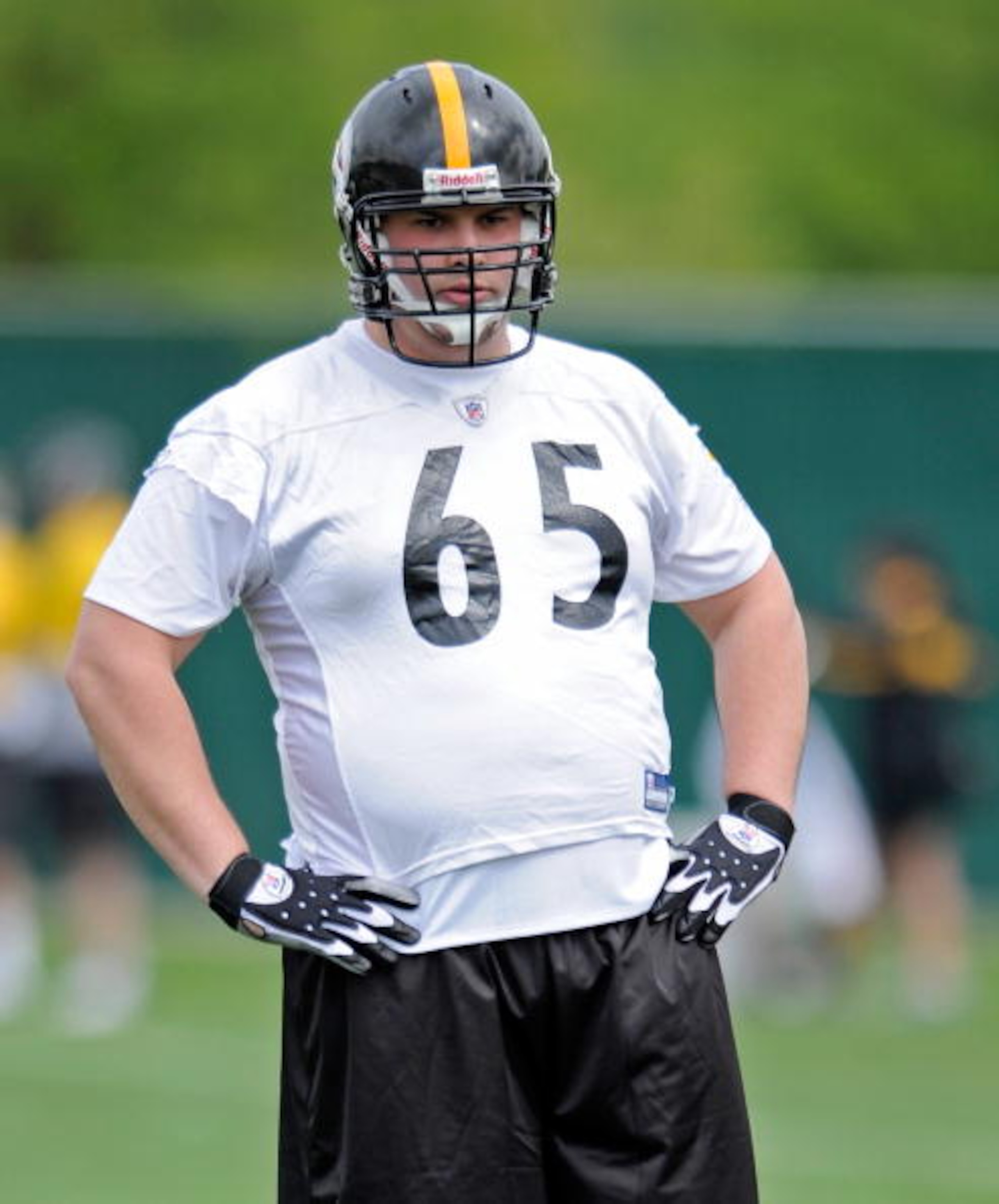 PITTSBURGH - MAY 01:  Kraig Urbik #65 of the Pittsburgh Steelers looks on during rookie training camp at the Pittsburgh Steelers Practice Facility on May 1, 2009 in Pittsburgh, Pennsylvania.  (Photo by Joe Sargent/Getty Images)