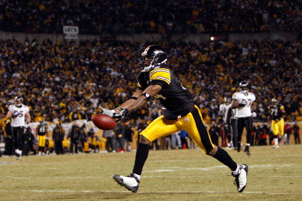 PITTSBURGH - JANUARY 18:  Limas Sweed #14 of the Pittsburgh Steelers can't make the catch on a deep pass against the Baltimore Ravens during the AFC Championship game on January 18, 2009 at Heinz Field in Pittsburgh, Pennsylvania.  (Photo by Streeter Leck
