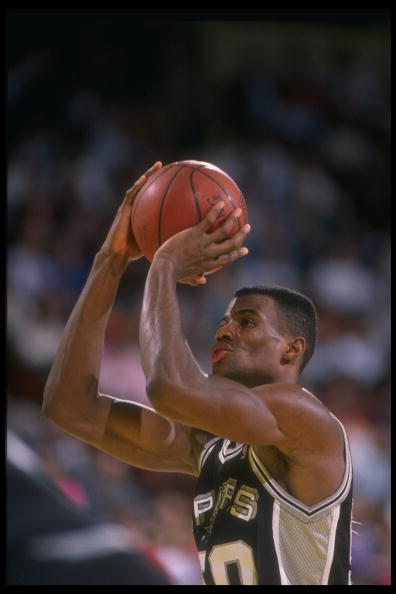 1989-1990:  Center David Robinson of the San Antonio Spurs looks to shoot the ball during a game. Mandatory Credit: Ken Levine  /Allsport Mandatory Credit: Ken Levine  /Allsport