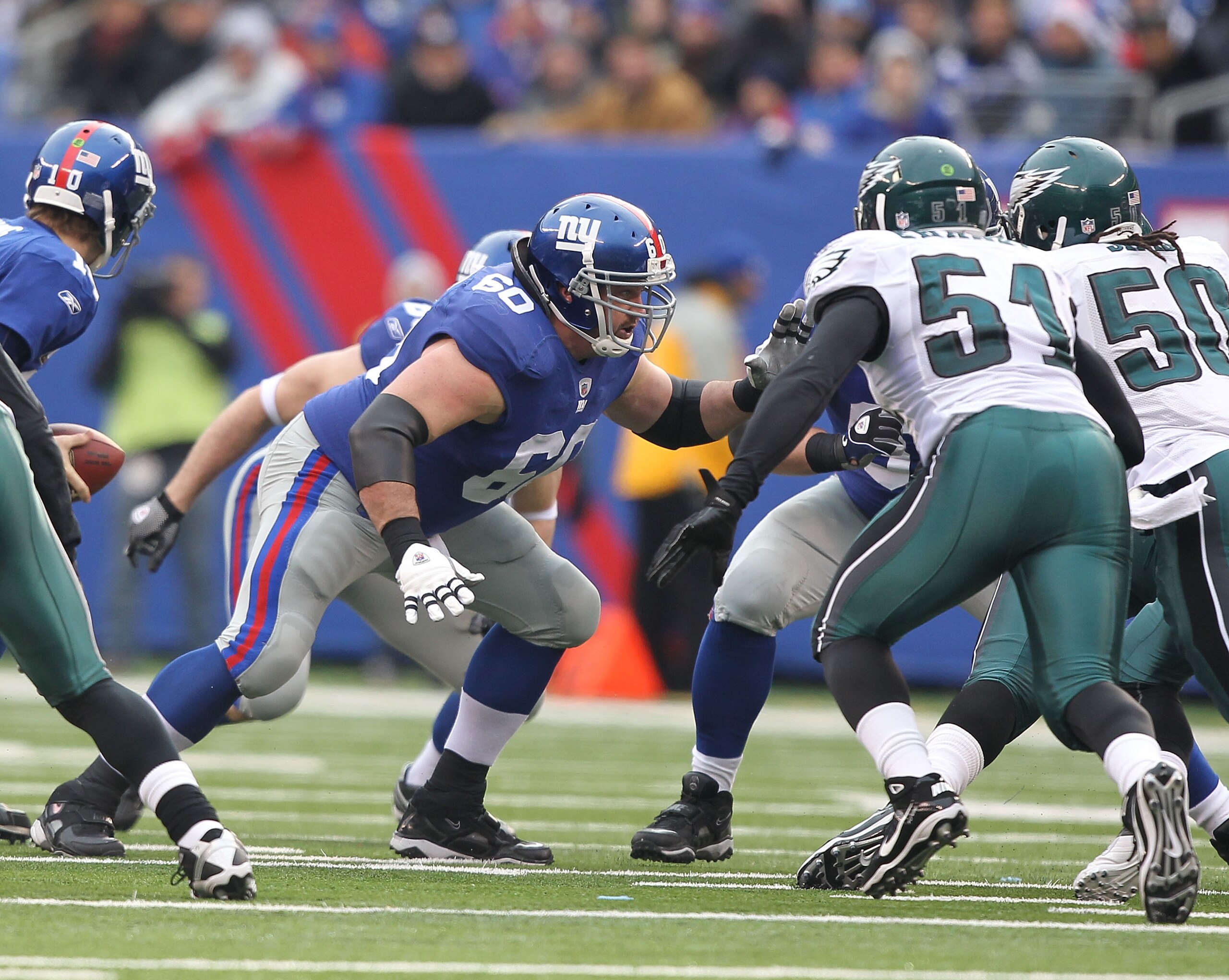 EAST RUTHERFORD, NJ - DECEMBER 19:  Shaun O'Hara #60 of the New York Giants in action against the Philadelphia Eagles during their game on December 19, 2010 at The New Meadowlands Stadium in East Rutherford, New Jersey.  (Photo by Al Bello/Getty Images)