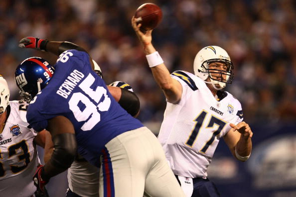 EAST RUTHERFORD, NJ - NOVEMBER 08:  Philip Rivers #17 of the San Diego Chargers throws a pass against the New York Giants on November 8, 2009 at Giants Stadium in East Rutherford, New Jersey.  (Photo by Chris McGrath/Getty Images)