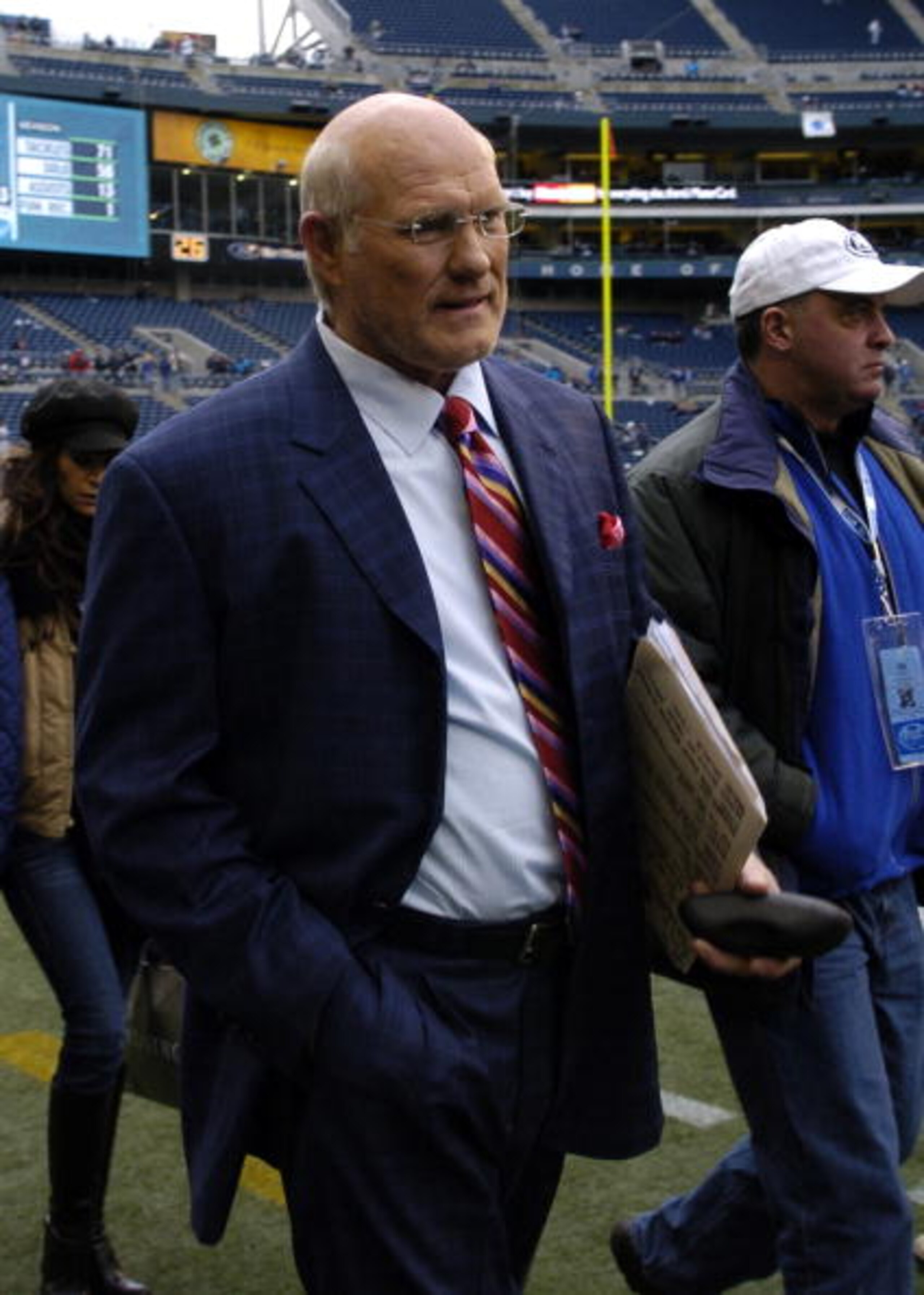 Terry Bradshaw prior to the NFC Championship game between the Carolina Panthers and Seattle Seahawks at Qwest Field in Seattle, Washington on January 22, 2006. (Photo by Al Messerschmidt/Getty Images) Terry Bradshaw prior to the NFC Championship game between the Carolina Panthers and Seattle Seahawks at Qwest Field in Seattle, Washington on January 22, 2006. (Photo by Al Messerschmidt/Getty Images)