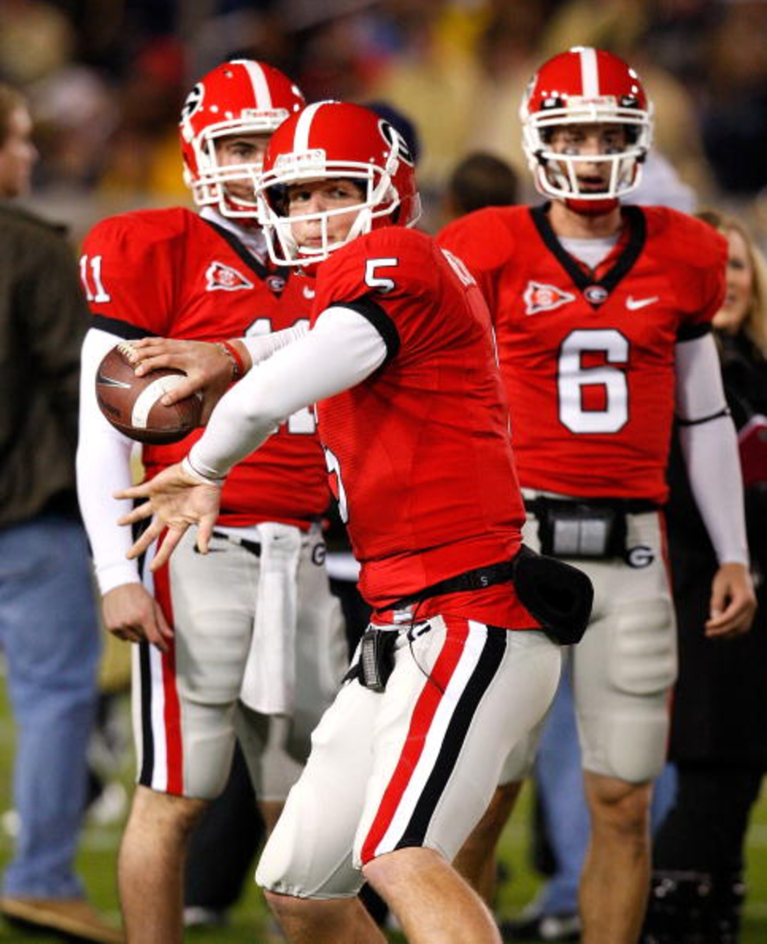 ATLANTA - NOVEMBER 28:  Backup quarterback Zach Mettenberger #5 of the Georgia Bulldogs against the Georgia Tech Yellow Jackets at Bobby Dodd Stadium on November 28, 2009 in Atlanta, Georgia.  (Photo by Kevin C. Cox/Getty Images)