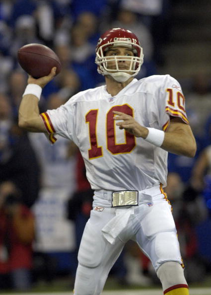 Kansas City Chiefs  quarterback Trent Green sets to pass  against the Indianapolis  Colts inWild Card Playoff action on January 6, 2007 at the RCA Dome in Indianapolis, Indiana. The Colts defeated the Chiefs 23 - 8. (Photo by Al Messerschmidt/Getty Images