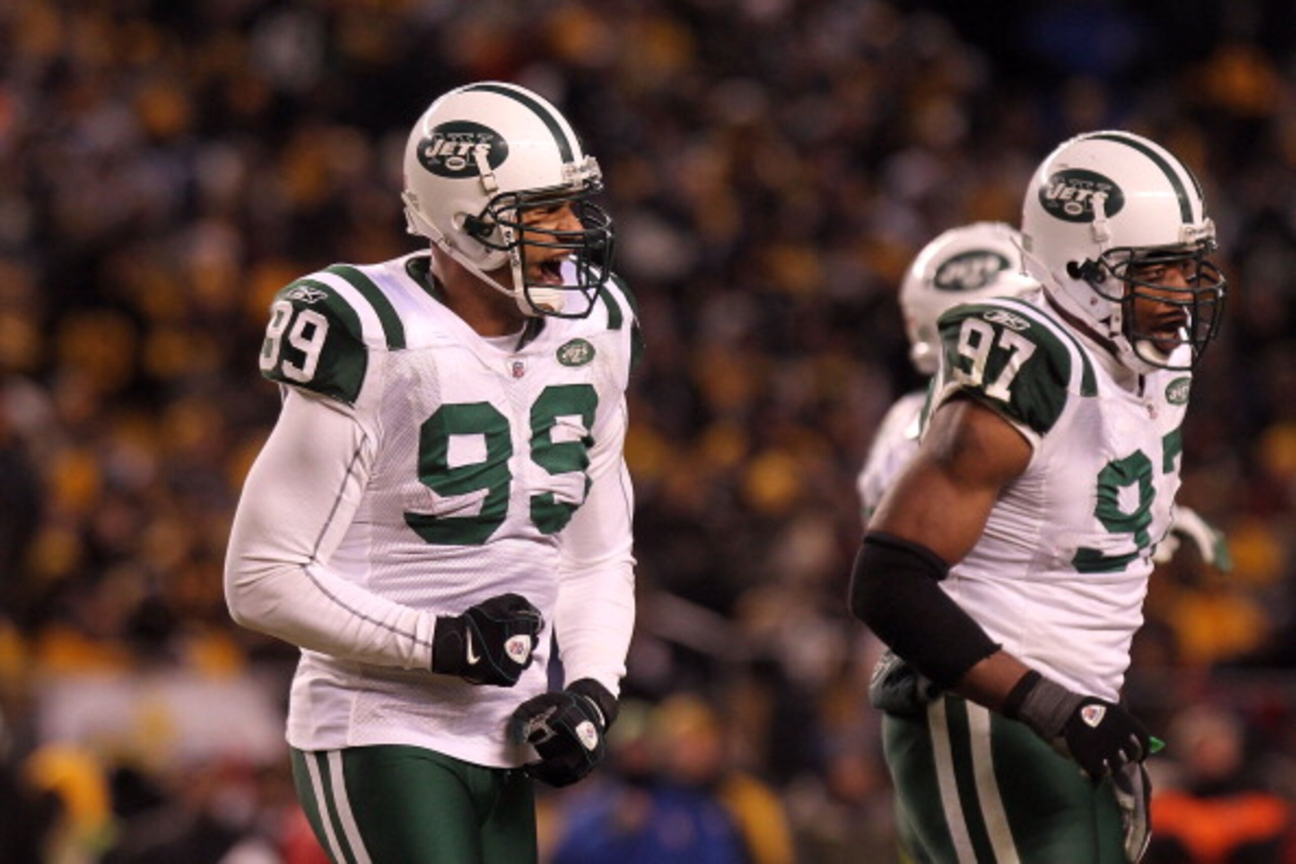 PITTSBURGH, PA - JANUARY 23: Jason Taylor #99 of the New York Jets reacts after sacking Ben Roethlisberger #7 of the Pittsburgh Steelers as Calvin Pace #97 of the New York Jets looks on during the 2011 AFC Championship game at Heinz Field on January 23, PITTSBURGH, PA - JANUARY 23: Jason Taylor #99 of the New York Jets reacts after sacking Ben Roethlisberger #7 of the Pittsburgh Steelers as Calvin Pace #97 of the New York Jets looks on during the 2011 AFC Championship game at Heinz Field on January 23,
