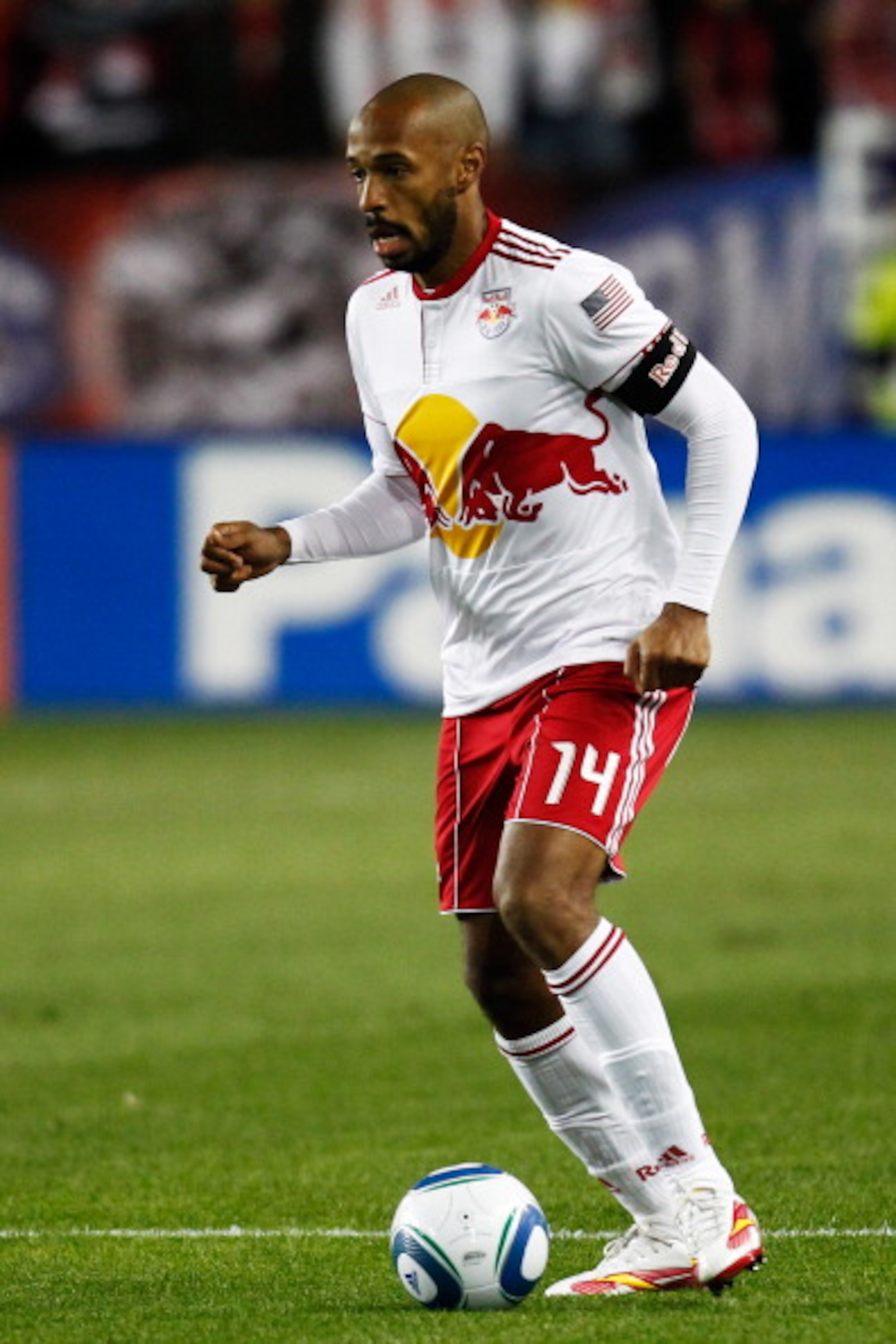 HARRISON, NJ - APRIL 02: Thierry Henry #14 of the New York Red Bulls controls the ball against the Houston Dynamo at Red Bull Arena on April 2, 2011 in Harrison, New Jersey. (Photo by Jeff Zelevansky/Getty Images) HARRISON, NJ - APRIL 02: Thierry Henry #14 of the New York Red Bulls controls the ball against the Houston Dynamo at Red Bull Arena on April 2, 2011 in Harrison, New Jersey. (Photo by Jeff Zelevansky/Getty Images)
