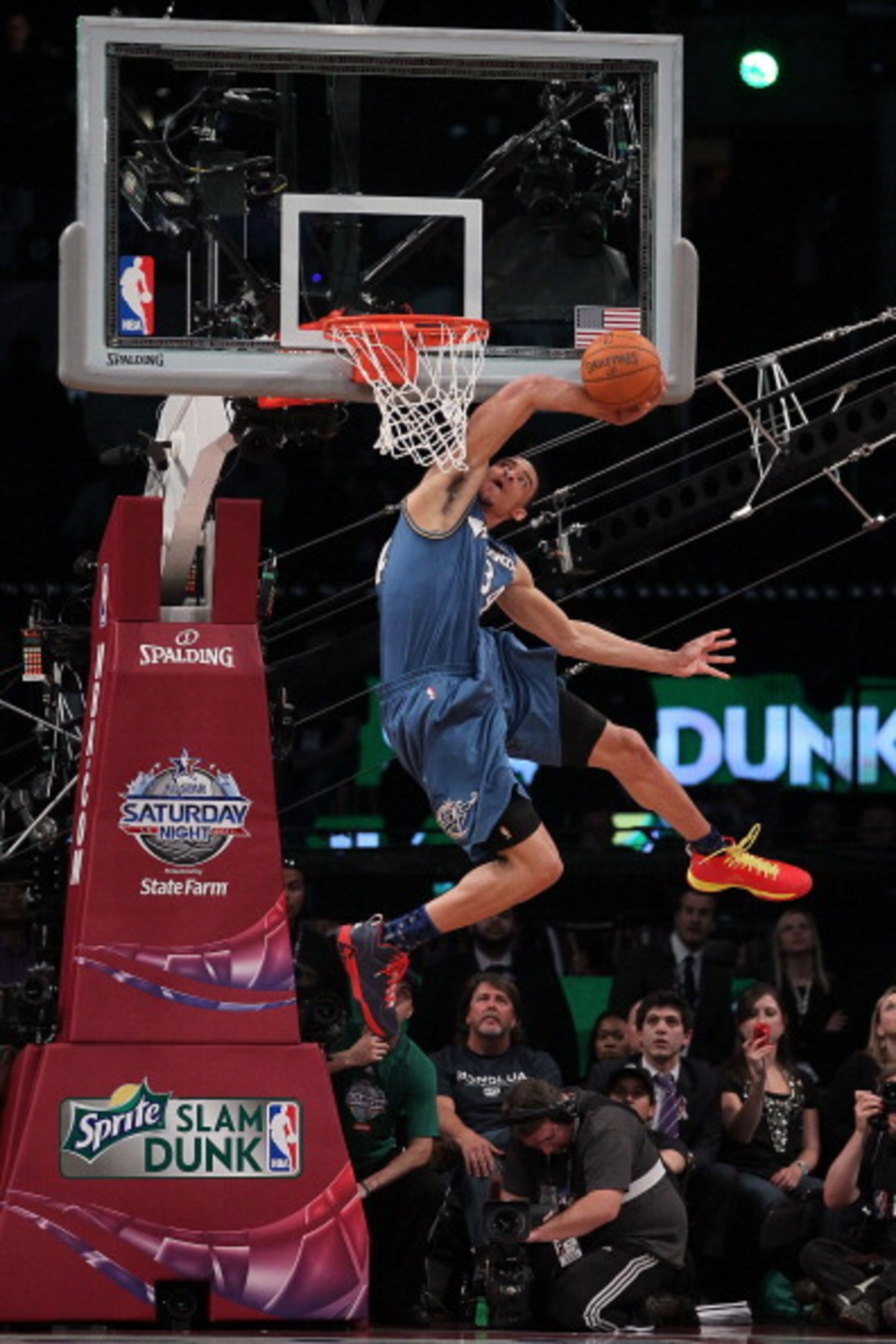 LOS ANGELES, CA - FEBRUARY 19:  JaVale McGee #34 of the Washington Wizards goes up for a dunk in the Sprite Slam Dunk Contest apart of NBA All-Star Saturday Night at Staples Center on February 19, 2011 in Los Angeles, California. NOTE TO USER: User expres