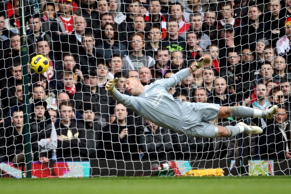 LONDON, ENGLAND - FEBRUARY 27:  Pepe Reina goalkeeper of Liverpool fails to stop the shot of Scott Parker of West Ham during the Barclays Premier League match between West Ham United and Liverpool at the Boleyn Ground on February 27, 2011 in London, Engla
