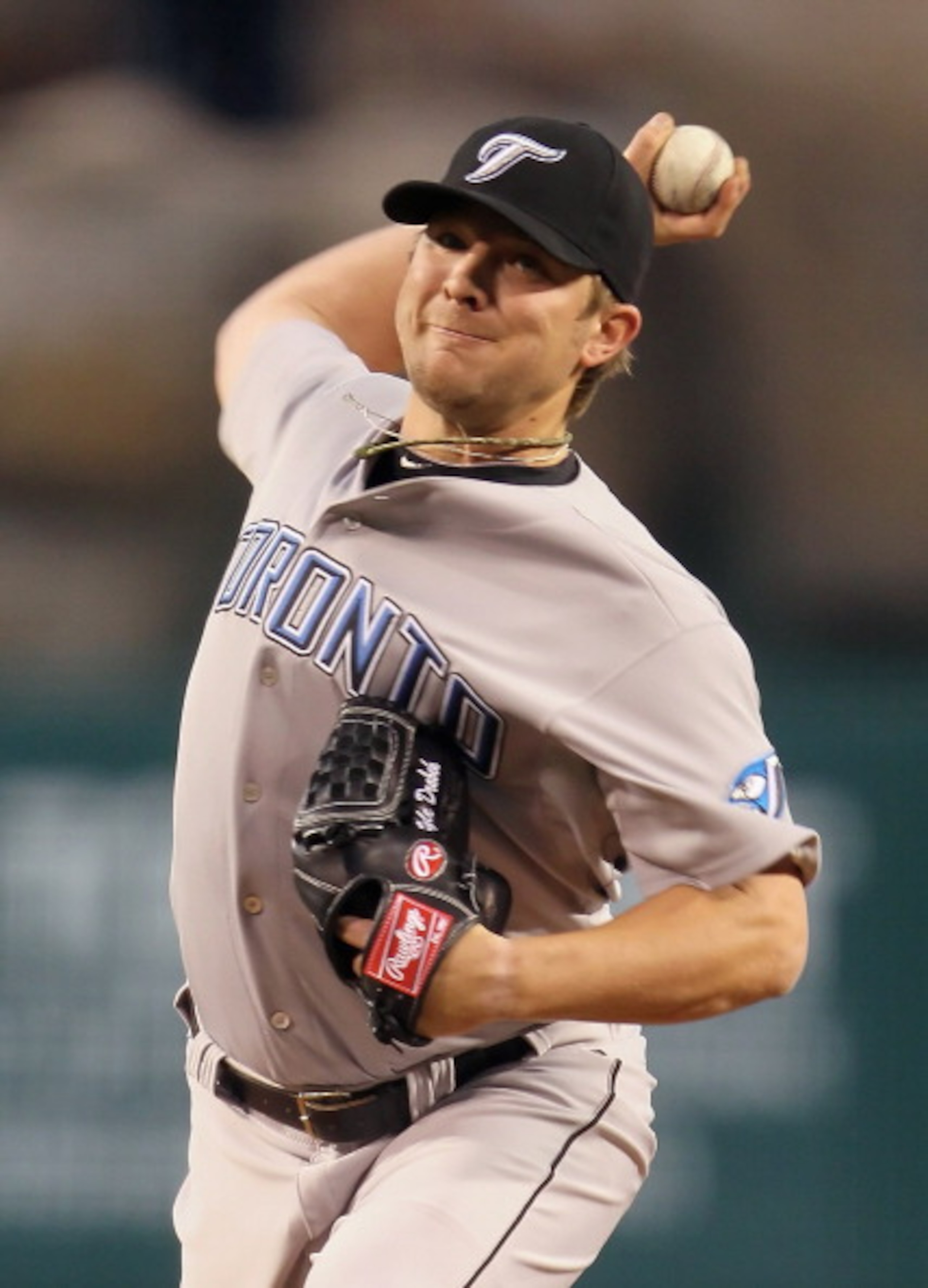 ANAHEIM, CA - APRIL 08:  Kyle Drabek #4 of the Toronto Blue Jays pitches against the Los Angeles Angels of Anaheim in the first inning at Angel Stadium of Anaheim on April 8, 2011 in Anaheim, California.  (Photo by Jeff Gross/Getty Images)