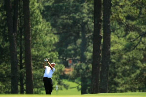 AUGUSTA, GA - APRIL 10:  Phil Mickelson watches his approach shot on the third hole during the final round of the 2011 Masters Tournament on April 10, 2011 in Augusta, Georgia.  (Photo by David Cannon/Getty Images)