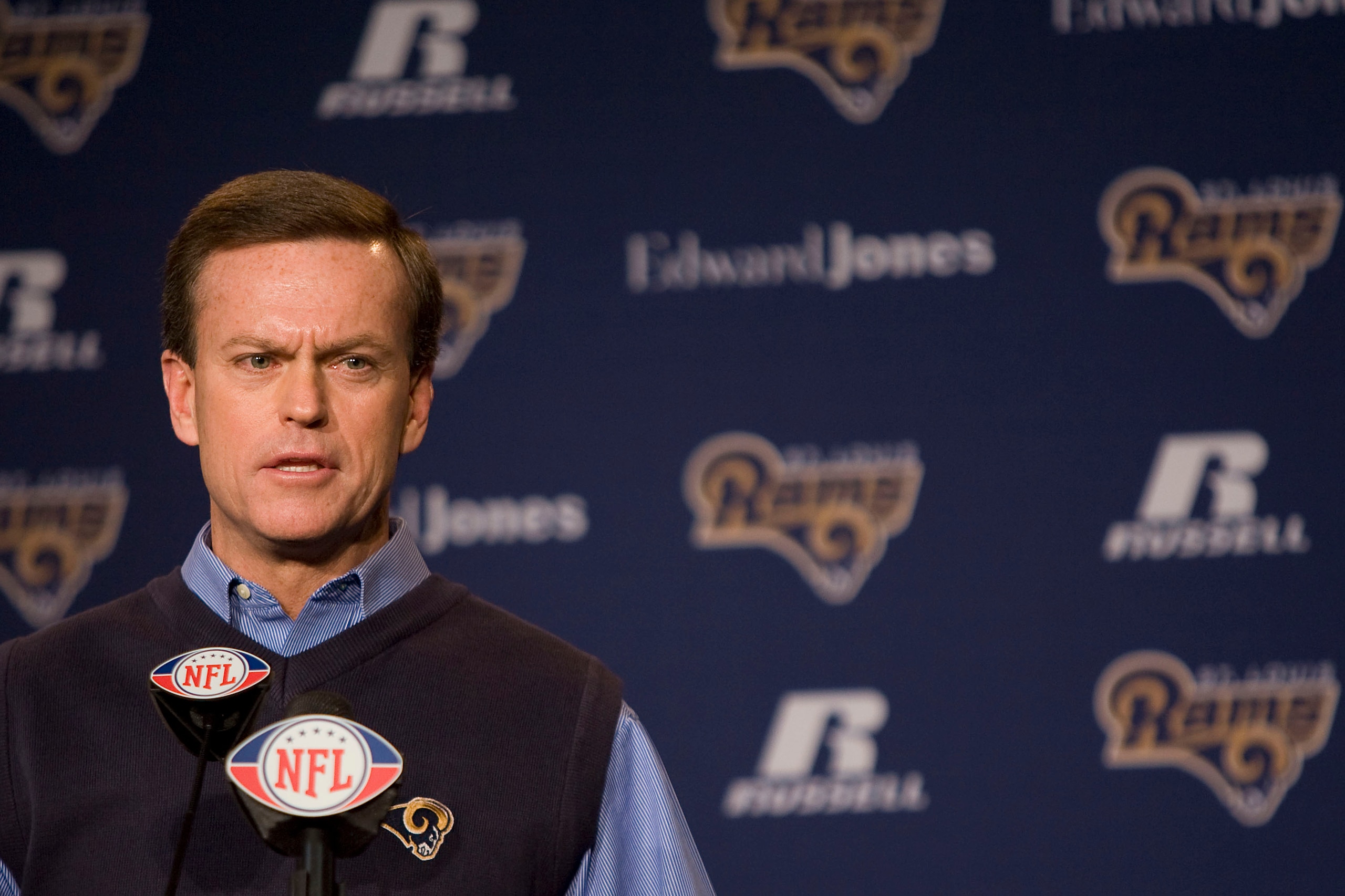 ST. LOUIS, MO. - JANUARY 19: St. Louis Rams' general manager Billy Devaney introduces newly appointed head coach Steve Spagnuolo during a press conference on January 19, 2009 at the Russell Training Center in St. Louis, Missouri.  (Photo by Dilip Vishwana