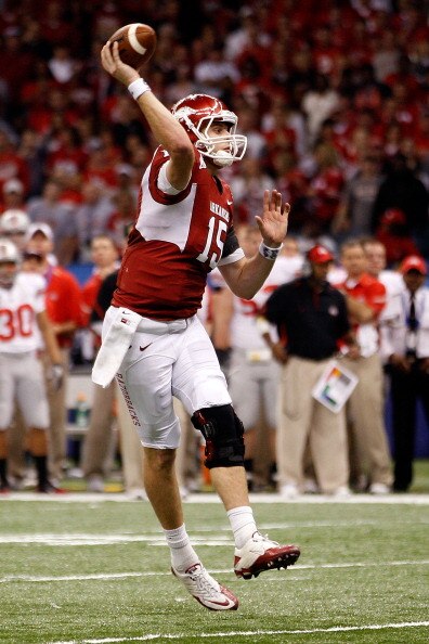 NEW ORLEANS, LA - JANUARY 04:  Ryan Mallett #15 of the Arkansas Razorbacks looks to pass against the Ohio State Buckeyes during the Allstate Sugar Bowl at the Louisiana Superdome on January 4, 2011 in New Orleans, Louisiana.  (Photo by Chris Graythen/Gett