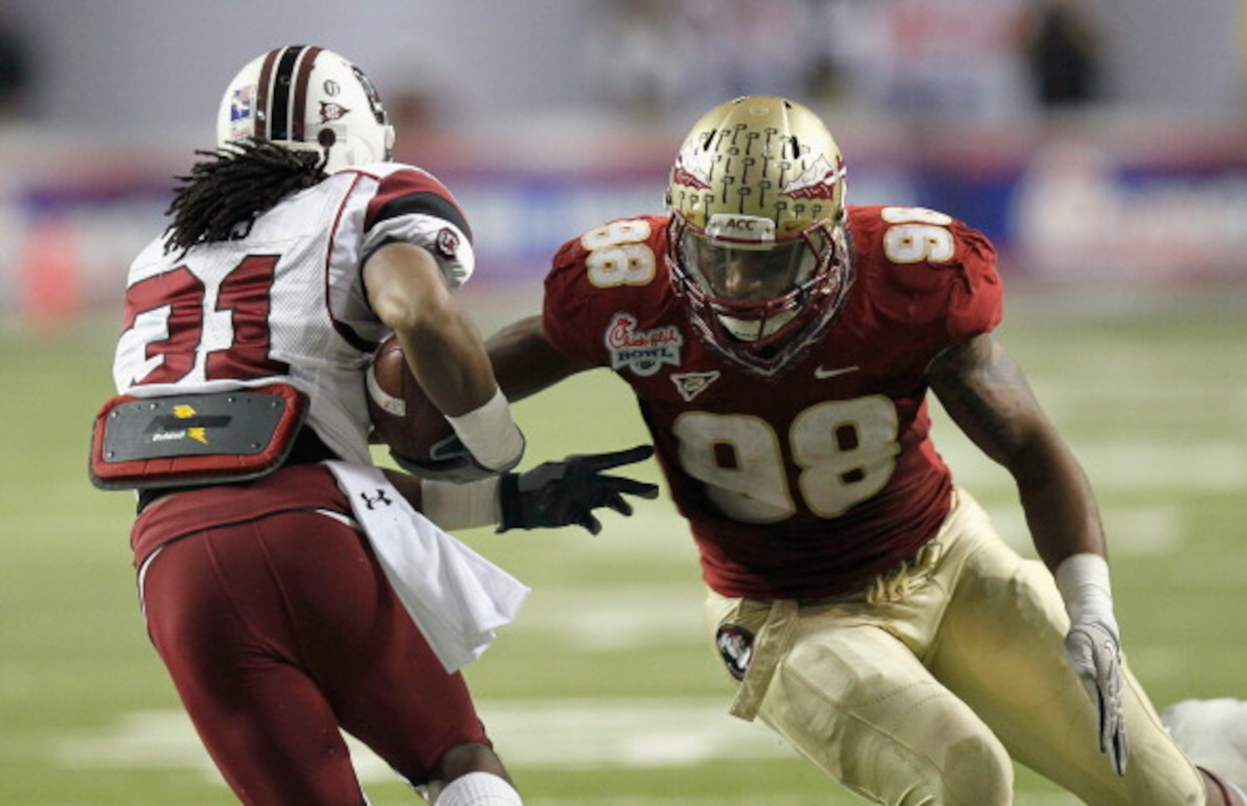 ATLANTA, GA - DECEMBER 31:  Markus White #98 of the Florida State Seminoles against the South Carolina Gamecocks during the 2010 Chick-fil-A Bowl at Georgia Dome on December 31, 2010 in Atlanta, Georgia.  (Photo by Kevin C. Cox/Getty Images)
