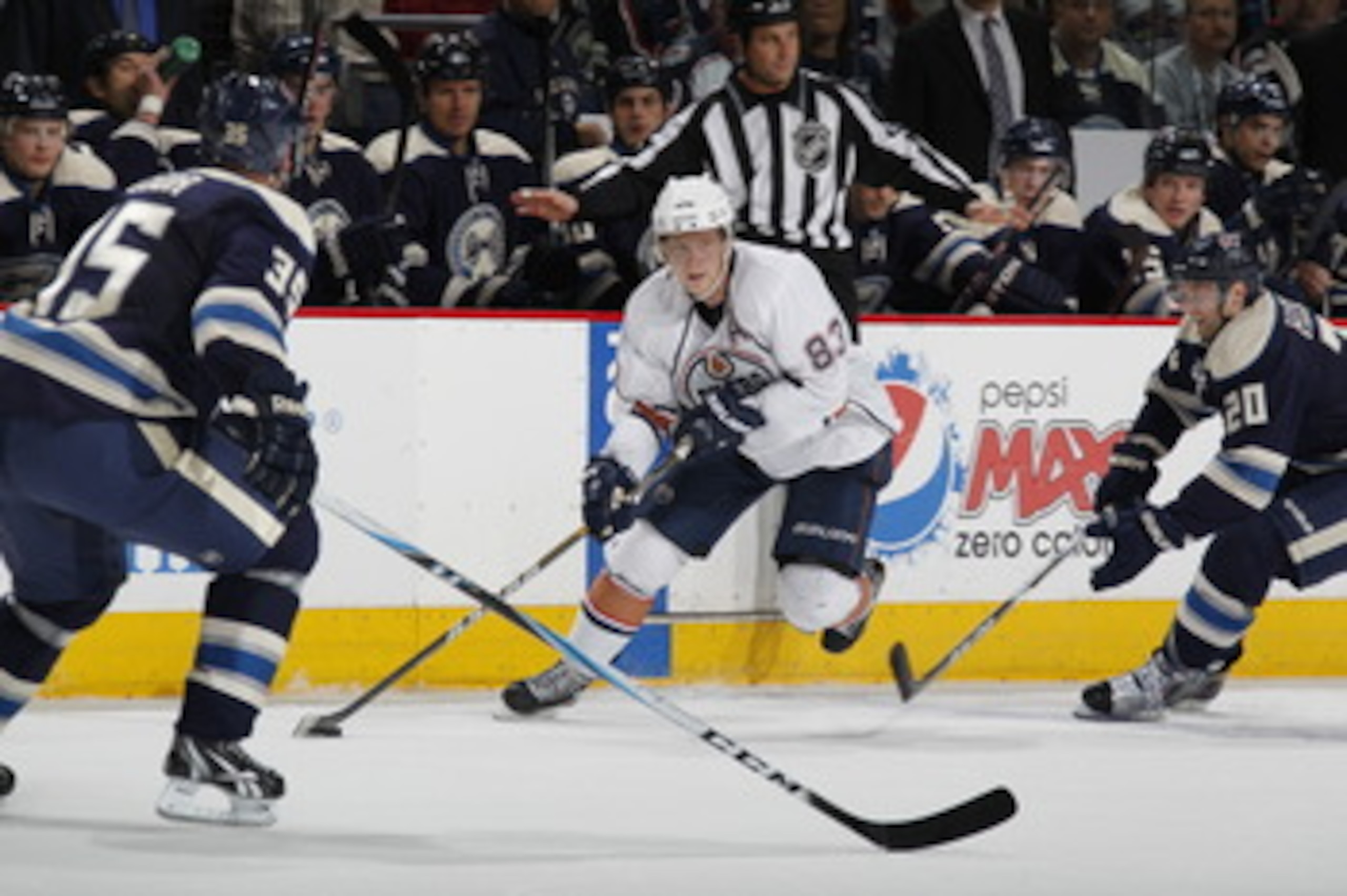 COLUMBUS, OH - FEBRUARY 05: Ales Hemsky #83 of the Edmonton Oilers skates with the puck against the Columbus Blue Jackets at Nationwide Arena on February 5, 2011 in Columbus, Ohio.  (Photo by Gregory Shamus/Getty Images)
