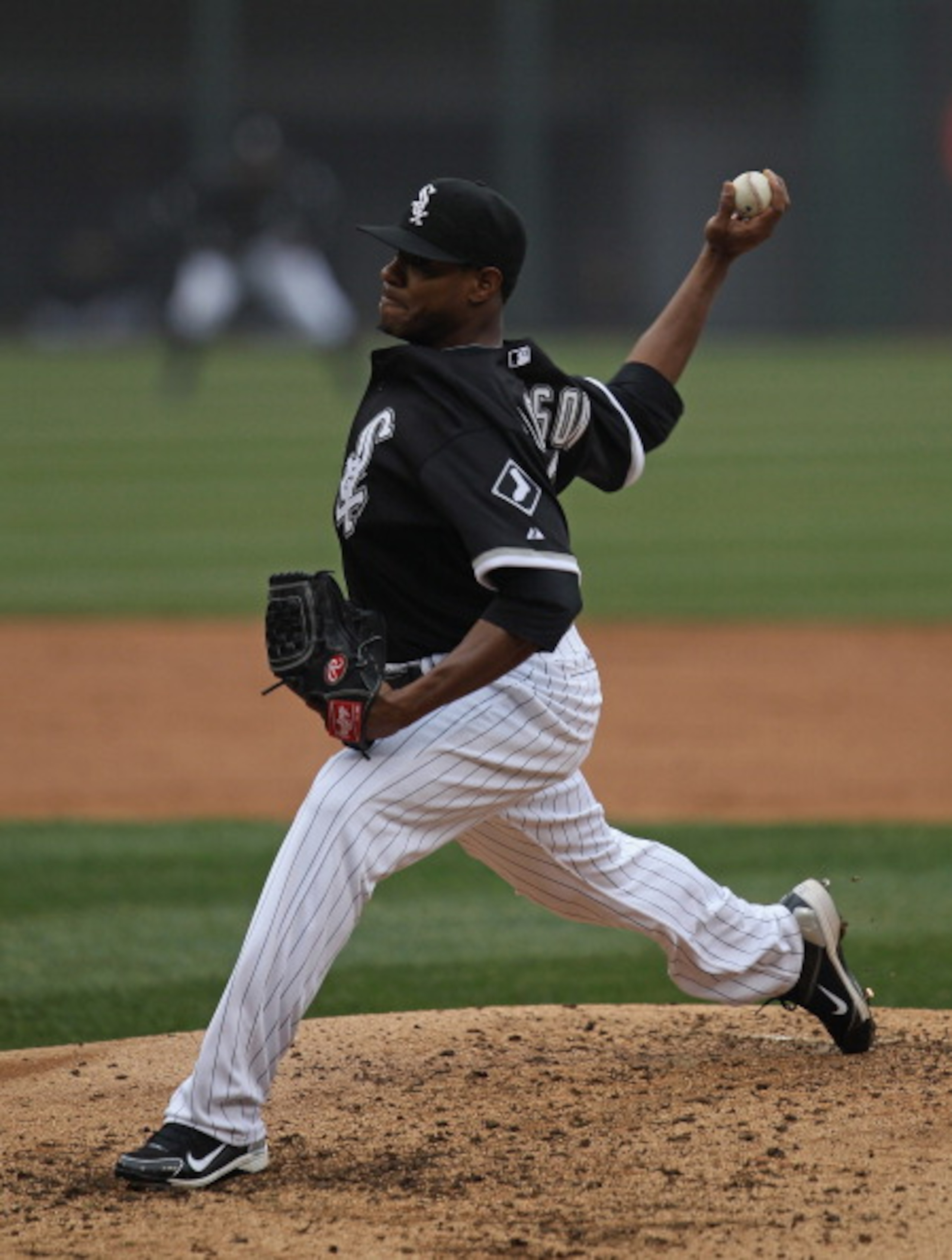 CHICAGO, IL - APRIL 07: Starting pitcher Edwin Jackson #33 of the Chicago White Sox delivers the ball against the Tampa Bay Rays during the home opener at U.S. Cellular Field on April 7, 2011 in Chicago, Illinois. (Photo by Jonathan Daniel/Getty Images)