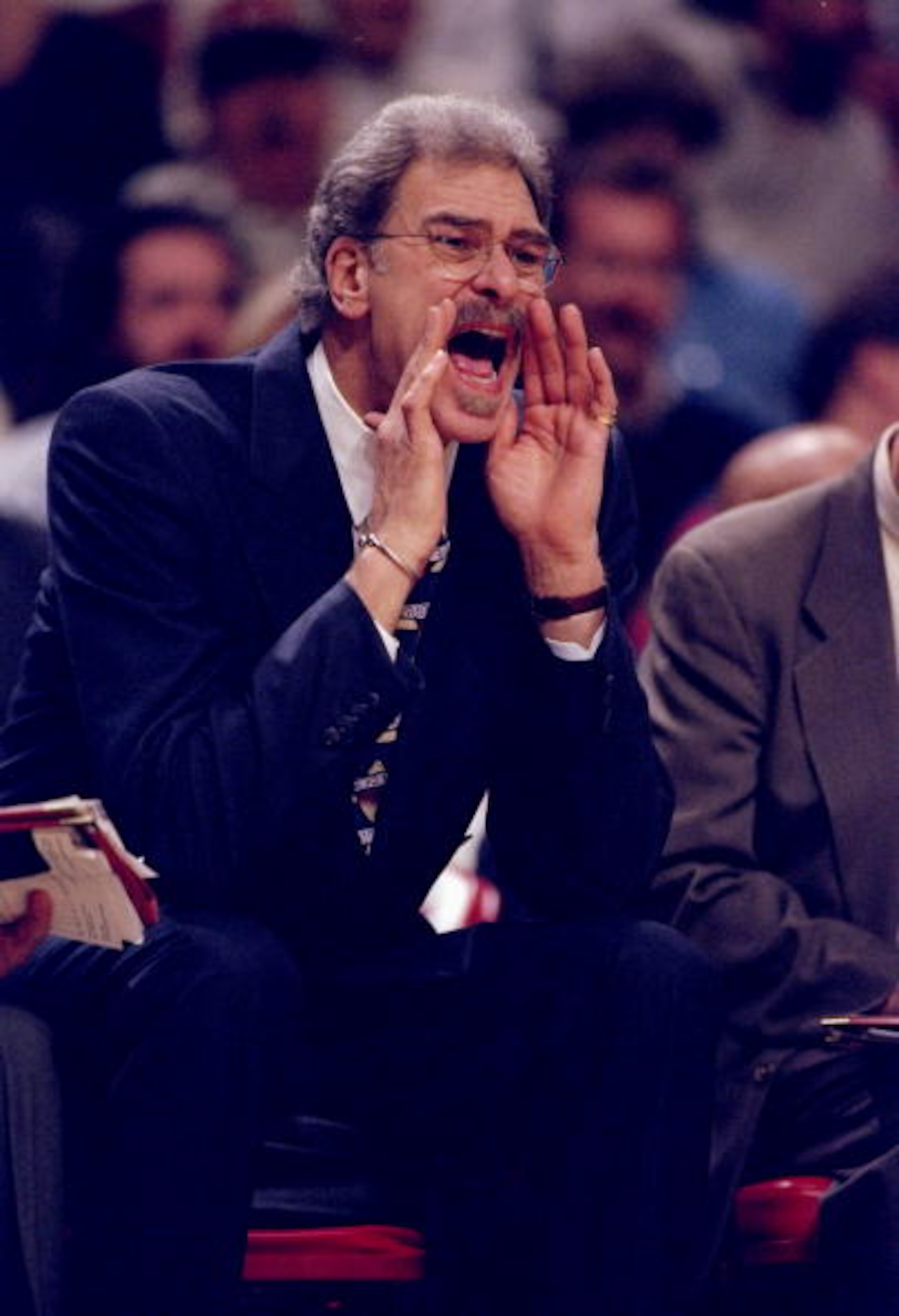 12 Nov 1997:  Coach Phil Jackson of the Chicago Bulls yells instructions to his teammates during a game against the Washington Wizards at the United Center in Chicago, Illinois.  The Wizards won the game 90-83. Mandatory Credit: Jonathan Daniel  /Allsport