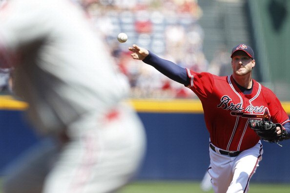 ATLANTA, GA - APRIL 10: Derek Lowe #32 of the Atlanta Braves pitches against the Philadelphia Phillies at Turner Field on April 10, 2011 in Atlanta, Georgia. The Phillies won 3-0. (Photo by Joe Robbins/Getty Images)