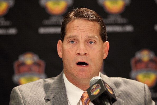 SCOTTSDALE, AZ - JANUARY 09:  Head coach Gene Chizik of the Auburn Tigers speaks to the media during a press conference for the Tostitos BCS National Championship Game against the Oregon Ducks at the JW Marriott Camelback Inn on January 9, 2011 in Scottsd