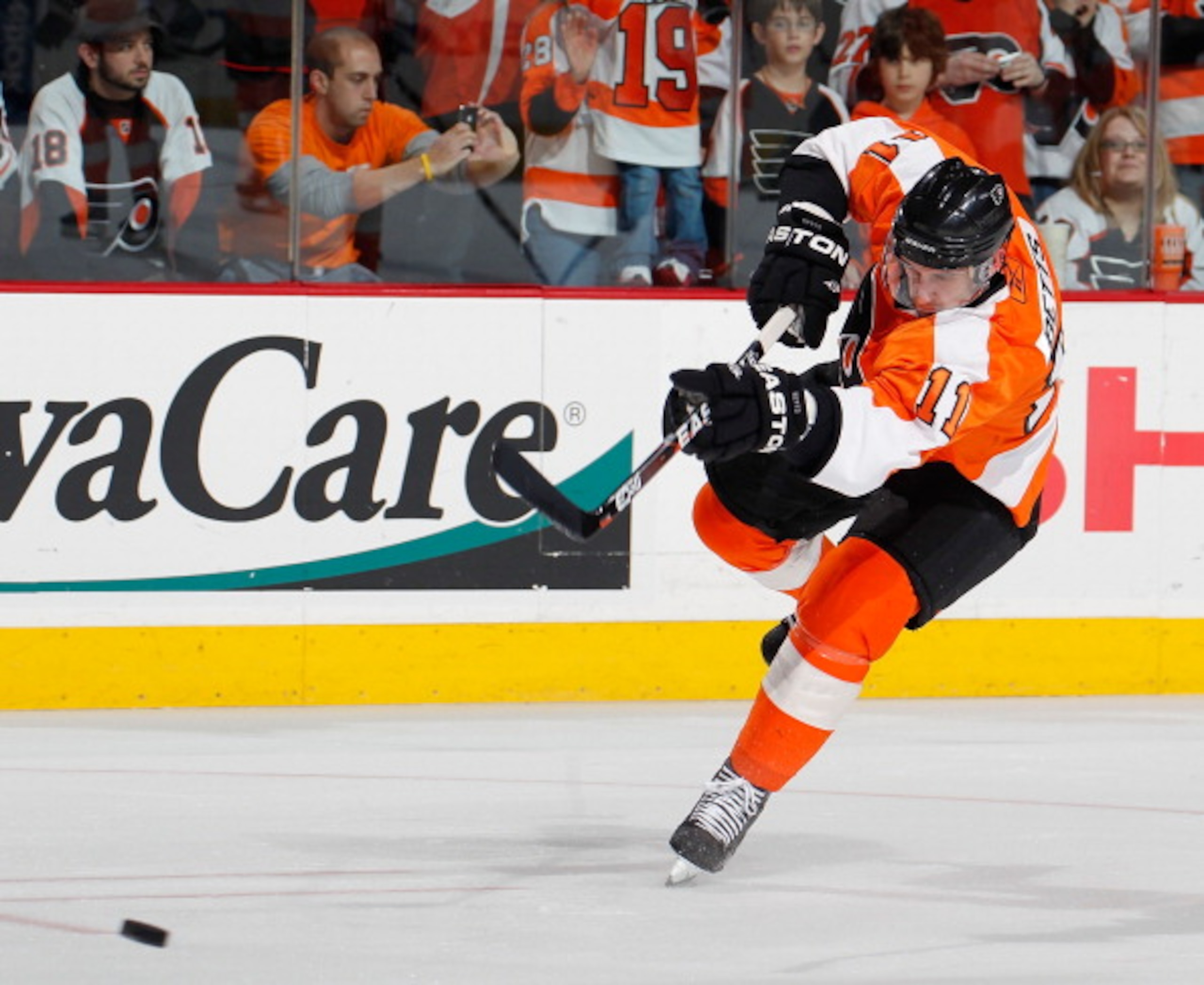 PHILADELPHIA, PA - MARCH 22:  Blair Betts #11 of the Philadelphia Flyers shoots during warmups before an NHL hockey game against the Washington Capitals at the Wells Fargo Center on March 22, 2011 in Philadelphia, Pennsylvania.  (Photo by Paul Bereswill/G