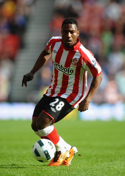 SUNDERLAND, ENGLAND - APRIL 09:  Stephane Sessegnon of Sunderland in action during the Barclays Premier League match between Sunderland and West Bromwich Albion at The Stadium of Light on April 9, 2011 in Sunderland, England.  (Photo by Laurence Griffiths