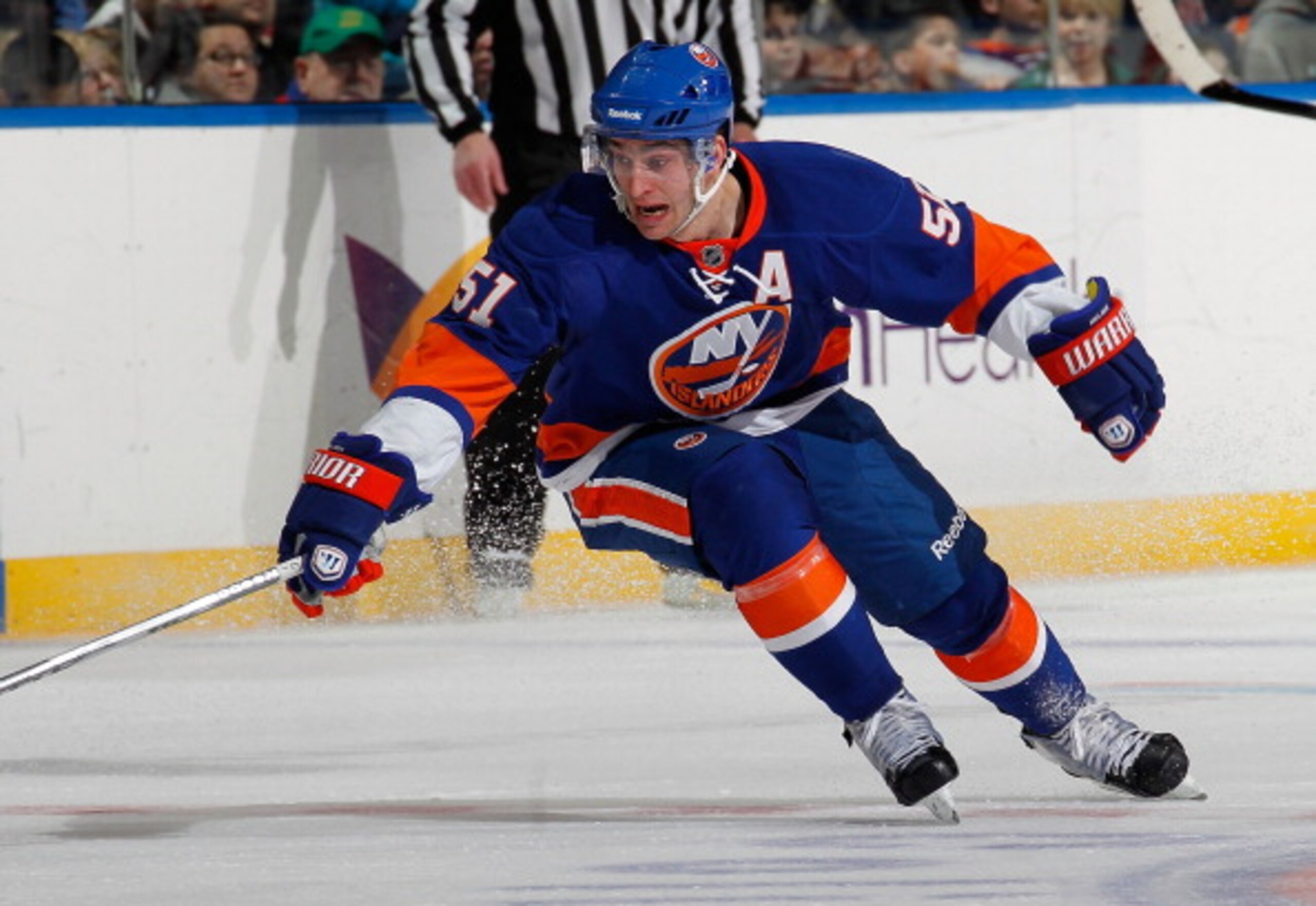 UNIONDALE, NY - MARCH 24:  Frans Nielson #51 of the New York Islanders skates during an NHL hockey game against the Atlanta Thrashers at the Nassau Coliseum on March 24, 2011 in Uniondale, New York.  (Photo by Paul Bereswill/Getty Images)