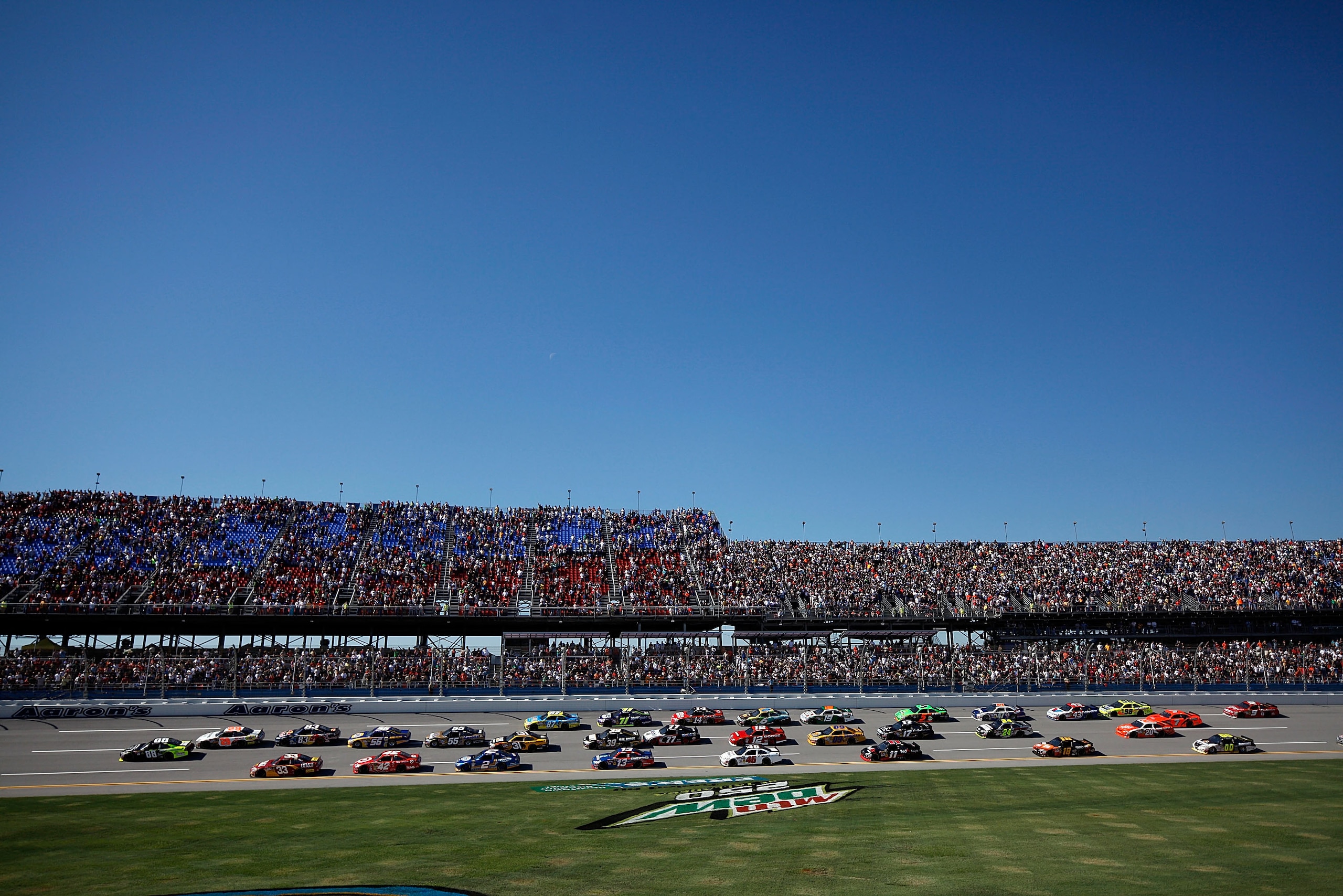 TALLADEGA, AL - OCTOBER 31:  A general view of cars racing during the NASCAR Sprint Cup Series AMP Energy Juice 500 at Talladega Superspeedway on October 31, 2010 in Talladega, Alabama.  (Photo by Chris Graythen/Getty Images)