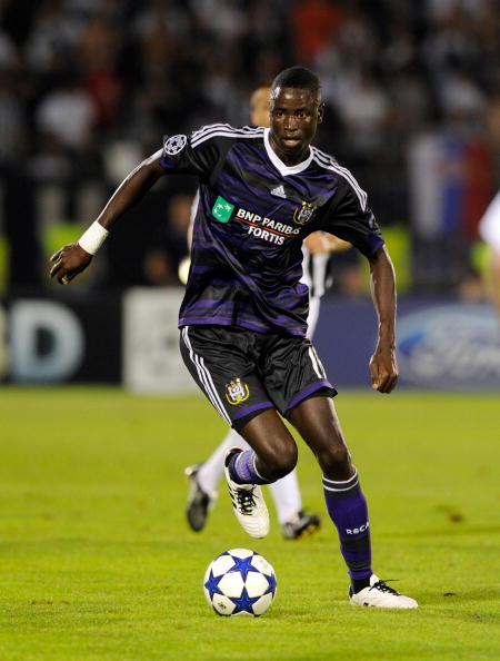 BELGRADE, SERBIA - AUGUST 18:  Cheikhou Kouyate of RSC Anderlecht during the UEFA Champions League Play-off match between Partizan and Anderlecht at Partizan Stadium on August 18, 2010 in Belgrade, Serbia.  (Photo by Claudio Villa/Getty Images)