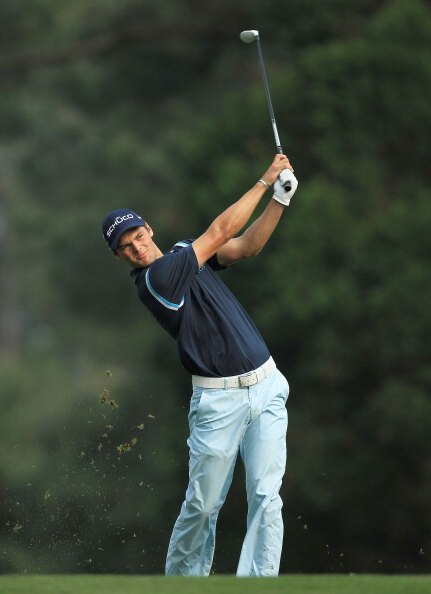 AUGUSTA, GA - APRIL 08:  Martin Kaymer of Germany hits a shot during the second round of the 2011 Masters Tournament at Augusta National Golf Club on April 8, 2011 in Augusta, Georgia.  (Photo by David Cannon/Getty Images)