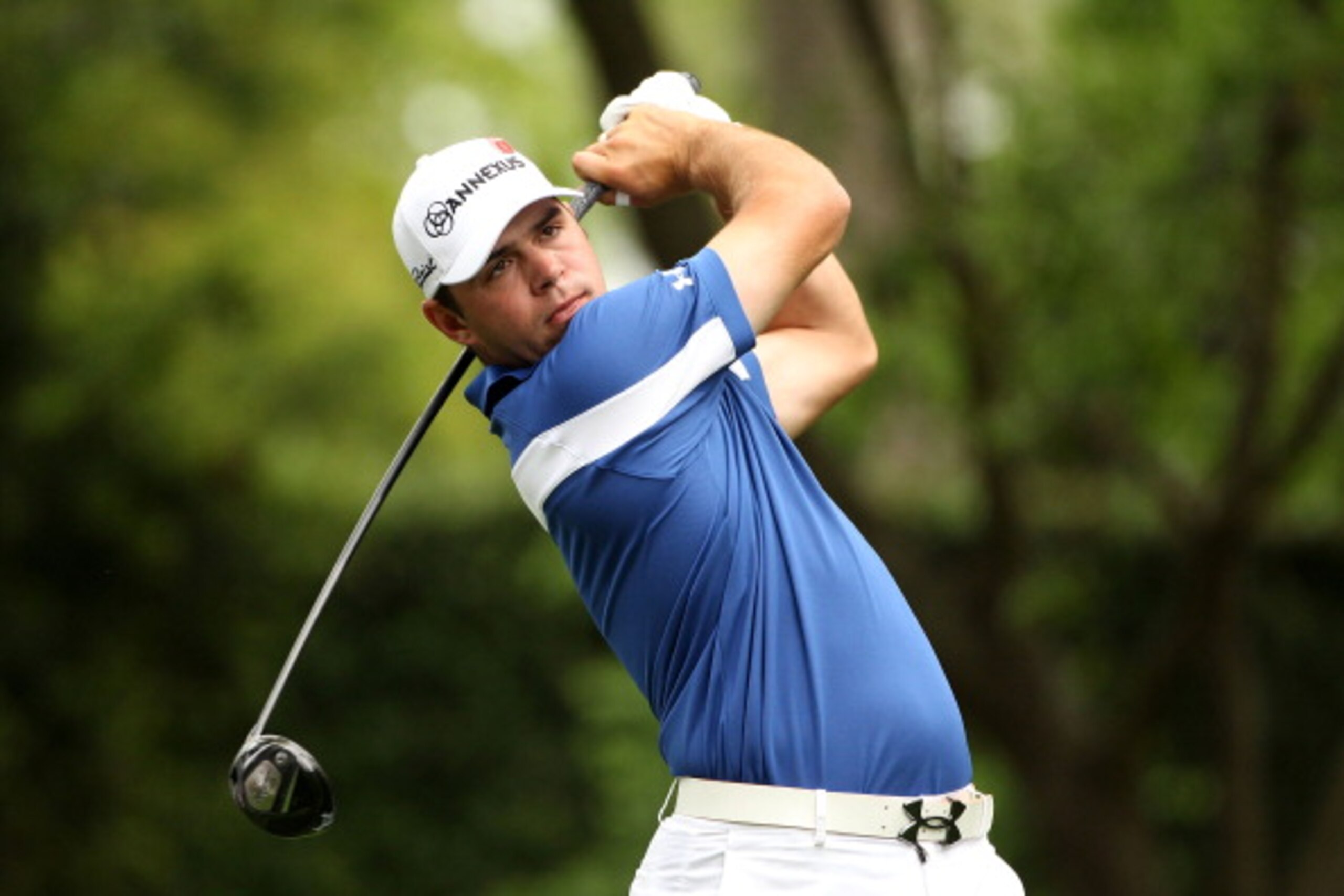 AUGUSTA, GA - APRIL 08:  Gary Woodland hits his tee shot on the second hole during the second round of the 2011 Masters Tournament at Augusta National Golf Club on April 8, 2011 in Augusta, Georgia.  (Photo by Andrew Redington/Getty Images)