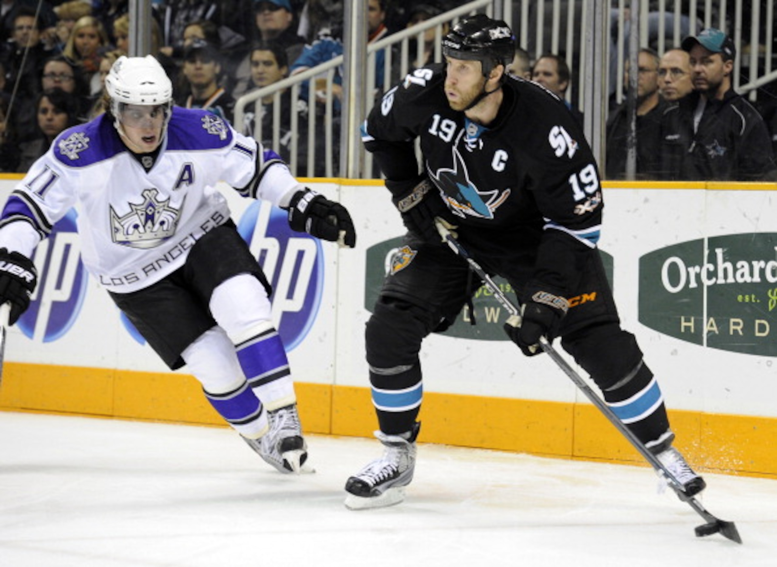 SAN JOSE, CA - DECEMBER 27: Joe Thornton #19 of the San Jose Sharks controls the puck in front of Anze Kopitar #11 of the Los Angeles Kings during an NHL hockey game at the HP Pavilion on December 27, 2010 in San Jose, California. (Photo by Thearon W. He SAN JOSE, CA - DECEMBER 27: Joe Thornton #19 of the San Jose Sharks controls the puck in front of Anze Kopitar #11 of the Los Angeles Kings during an NHL hockey game at the HP Pavilion on December 27, 2010 in San Jose, California. (Photo by Thearon W. He